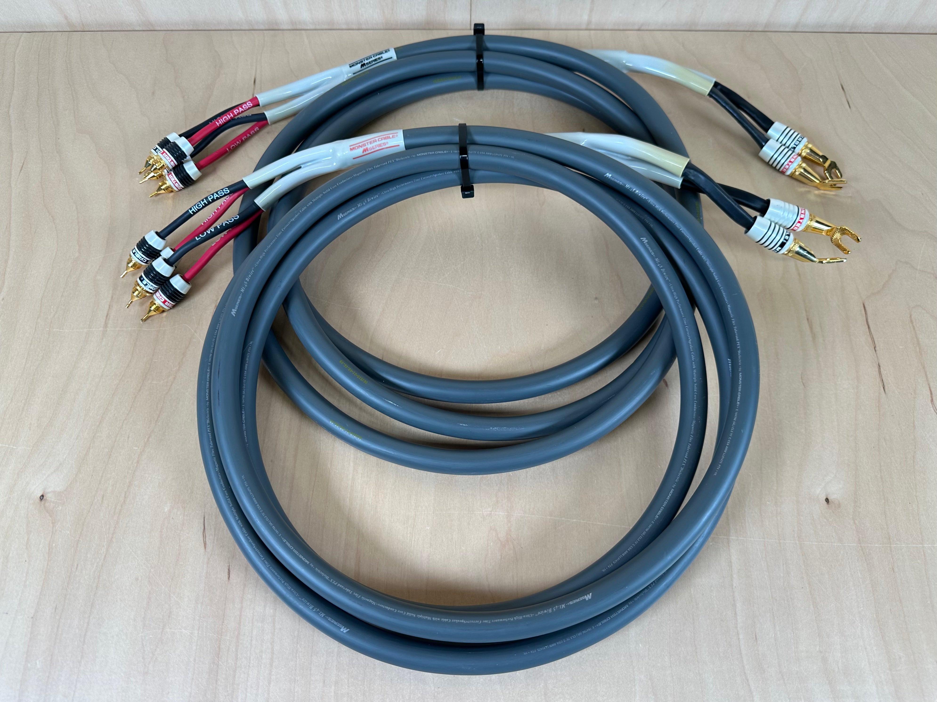 k*m様 Monster　Cable　4m ペア Monster M Series Speaker Cables With Spades - 8 Feet *New Price