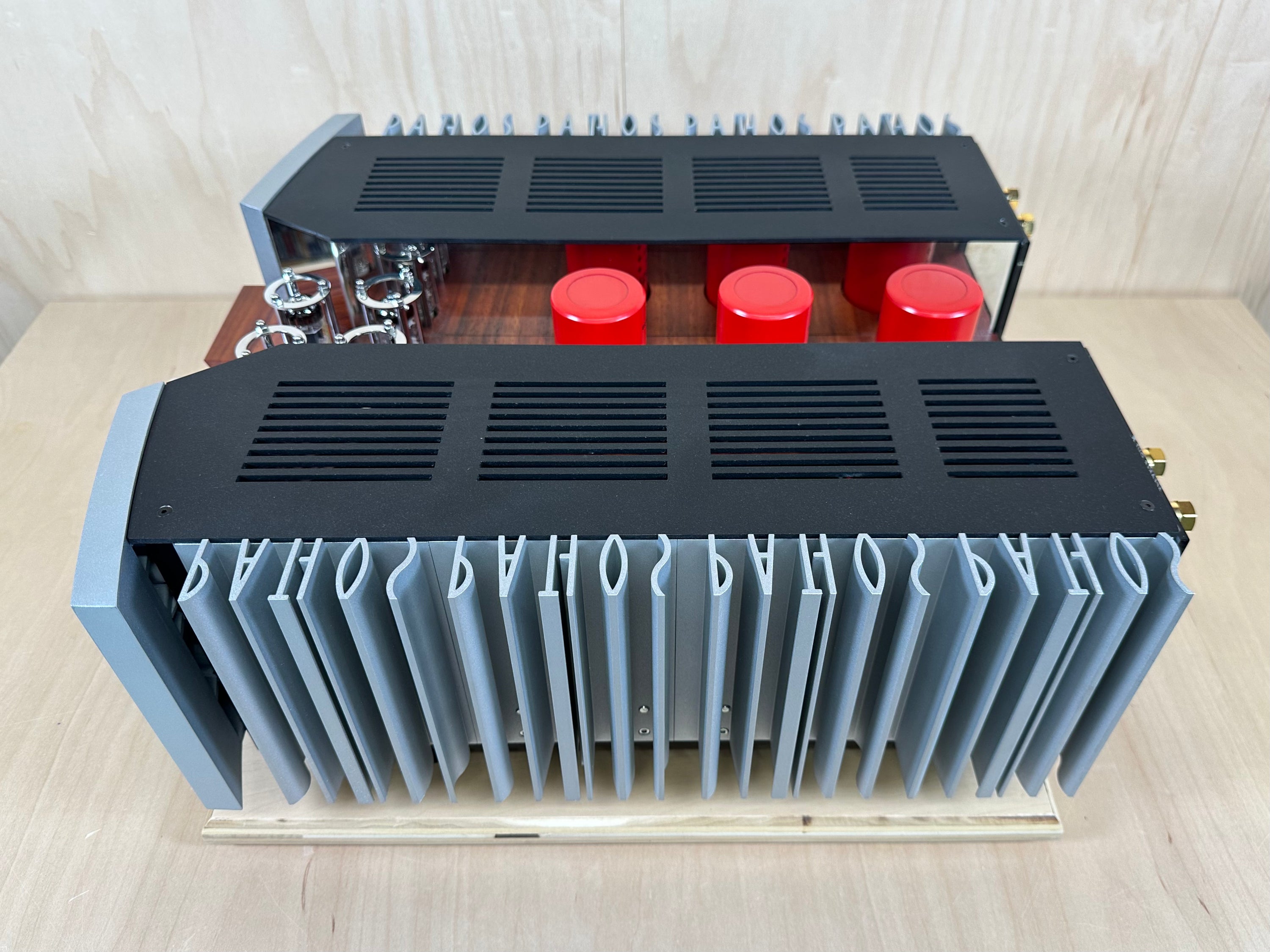 PATHOS INPOL 2 Hybrid Tube Integrated Stereo Amplifier