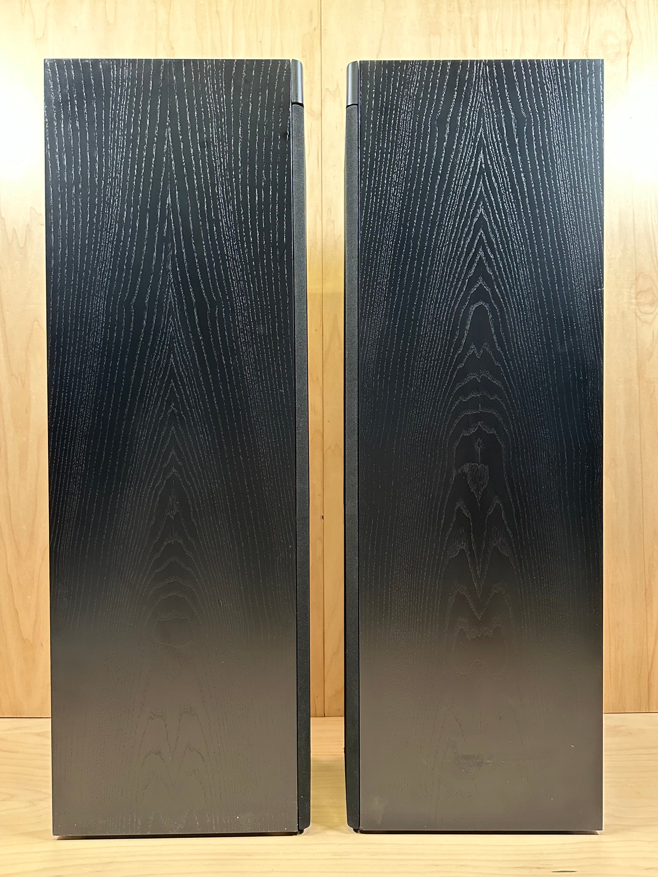 Meridian DSP 5000 Active Speakers