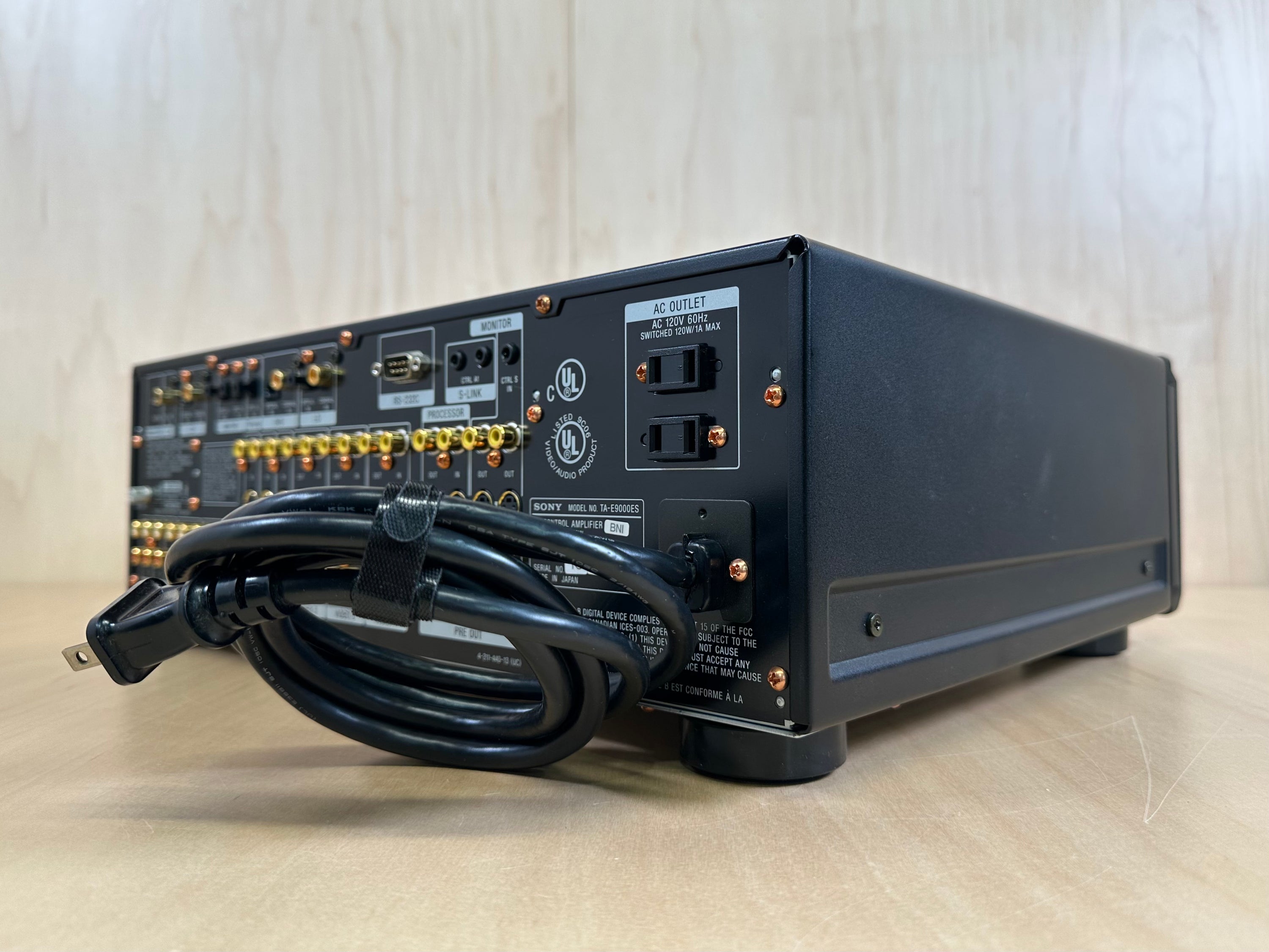 Sony TA-E9000ES AV Preamplifier