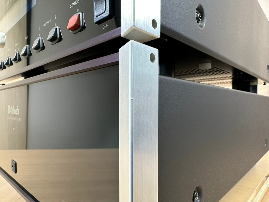 McIntosh C200 Preamplifier and Controller