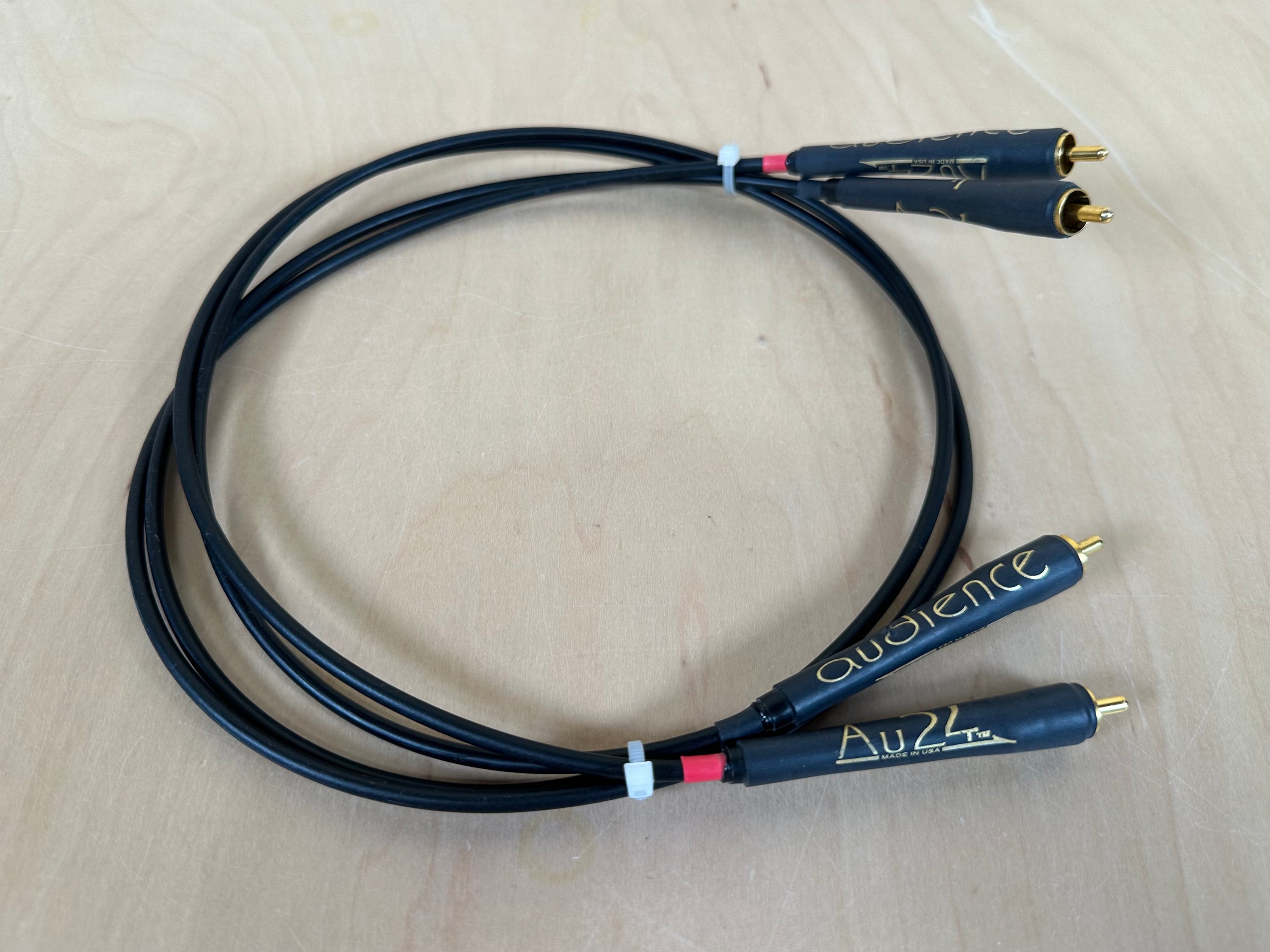 Audience AU24 RCA Interconnects 1 Meter Pair