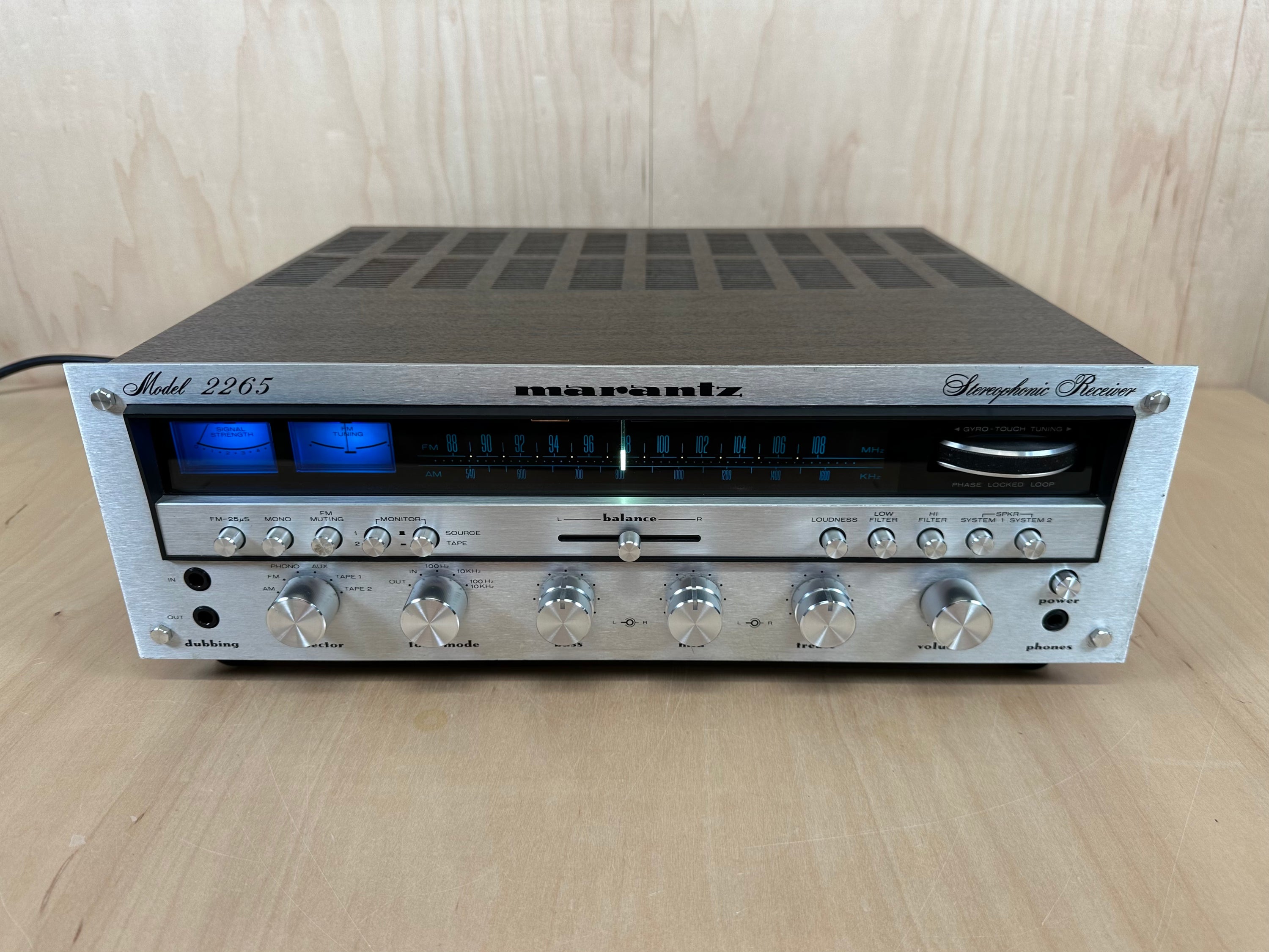 Marantz Stereophonic Receiver Model 2265