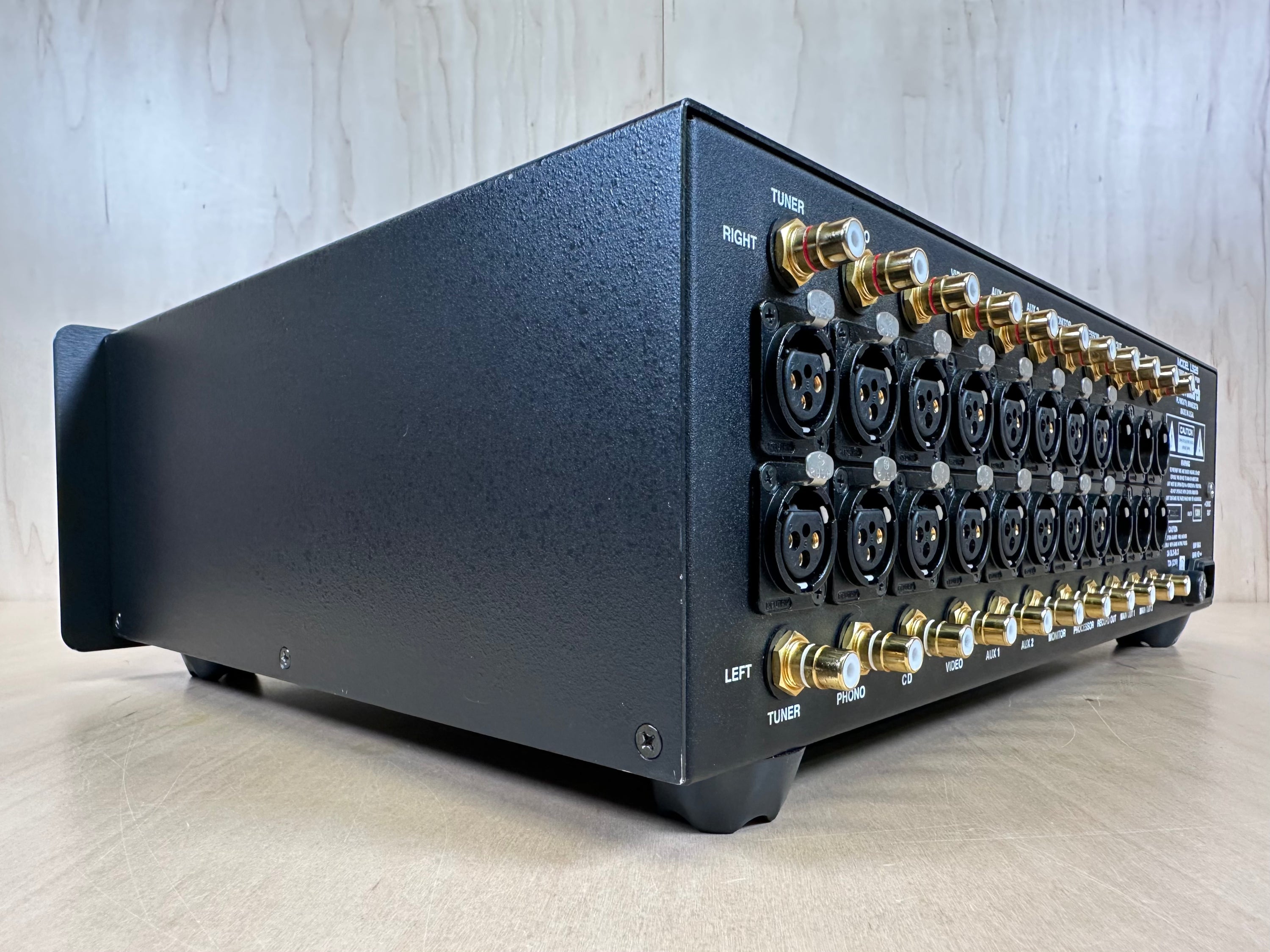 Ls26 Audio Research LS26 Line Stage Vacuum Tube Preamplifier – Record Mart HiFi