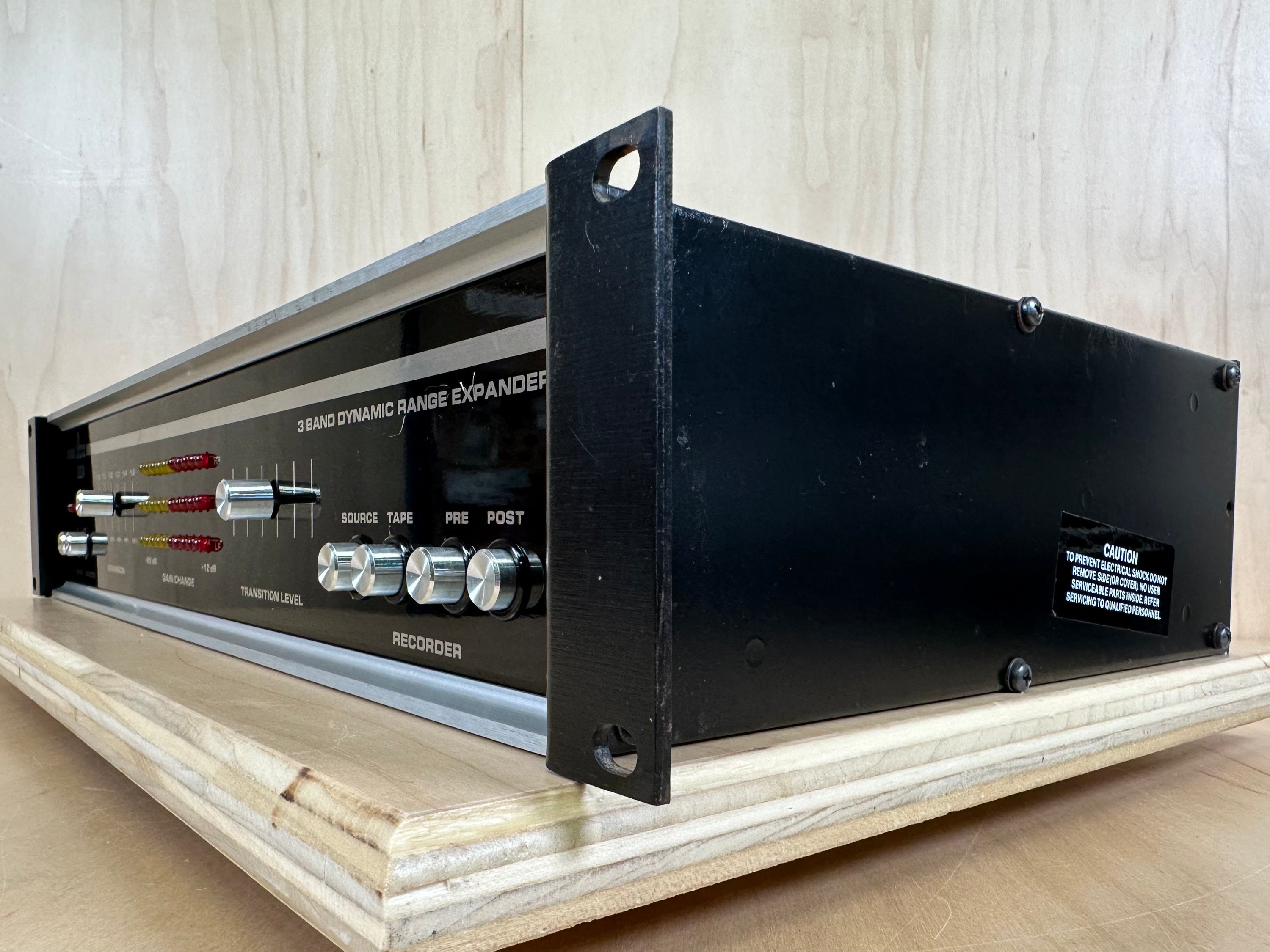 dbx 3BX 3 Band Dynamic Range Expander