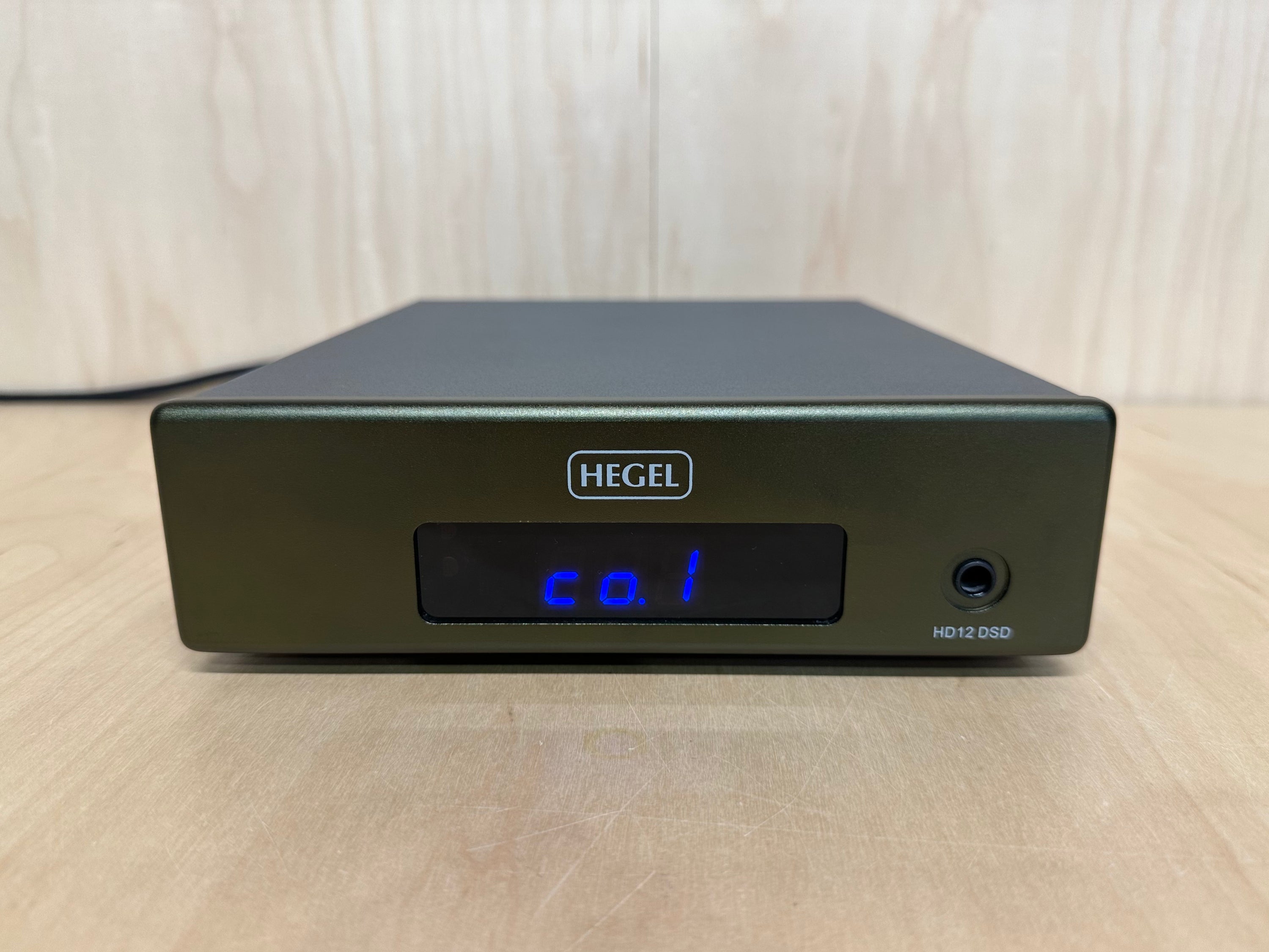 Hegel HD12 DSD DAC and Headphone Amp w/Remote