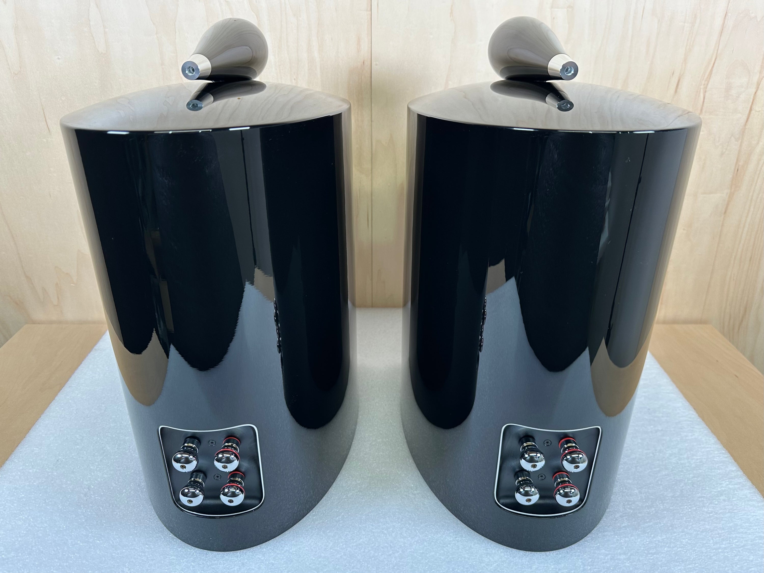 B&W 805 D3 Diamond Speakers Gloss Black w/boxes