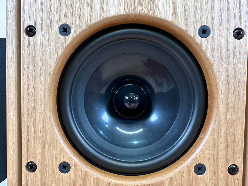 Harbeth P3ESR XD Olive Speakers w/Box