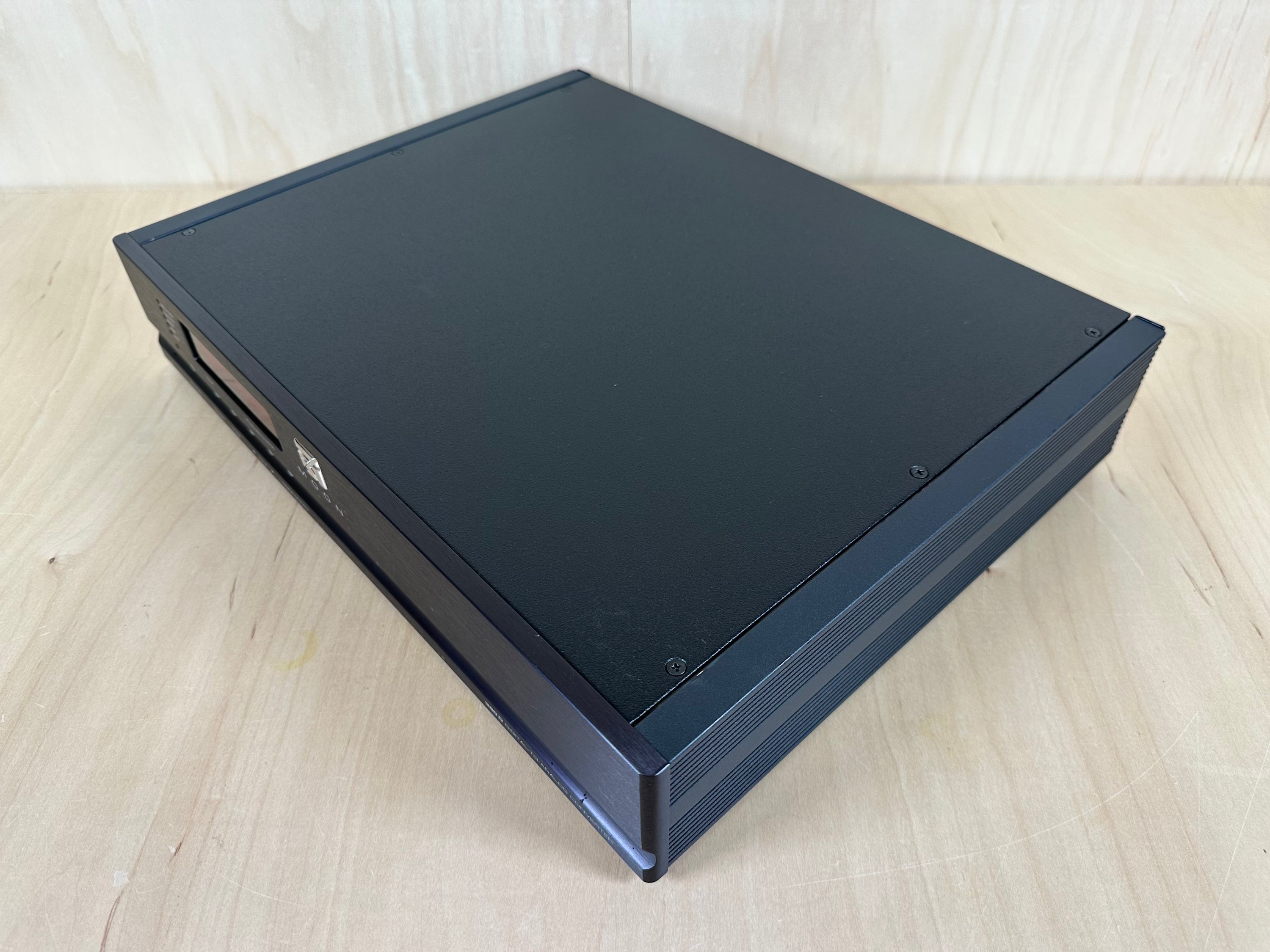 Simaudio Moon 380D V1 DAC w/MiND 1 Streamer, Volume Control, Remote