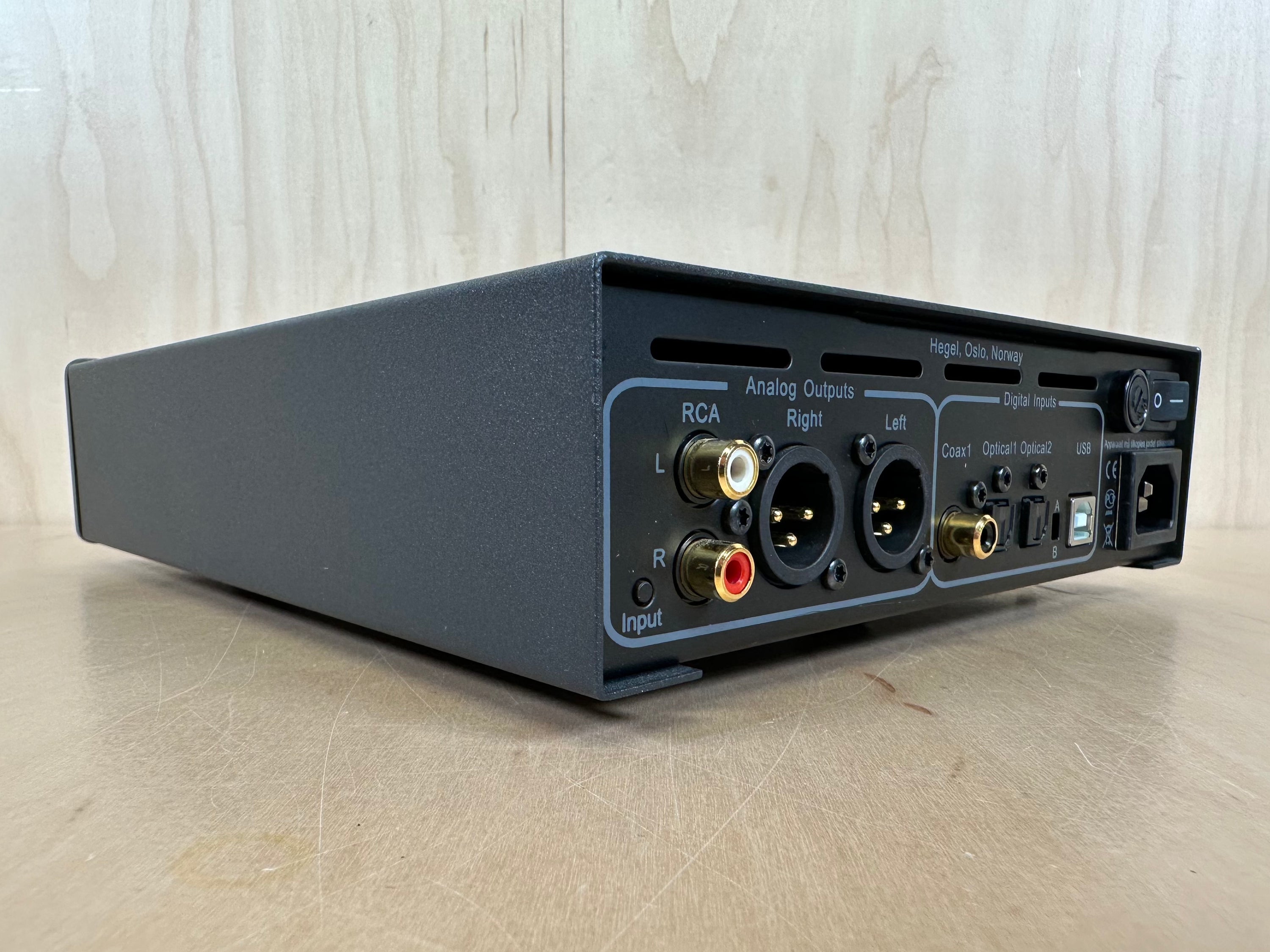 Hegel HD12 DSD DAC and Headphone Amp w/Remote