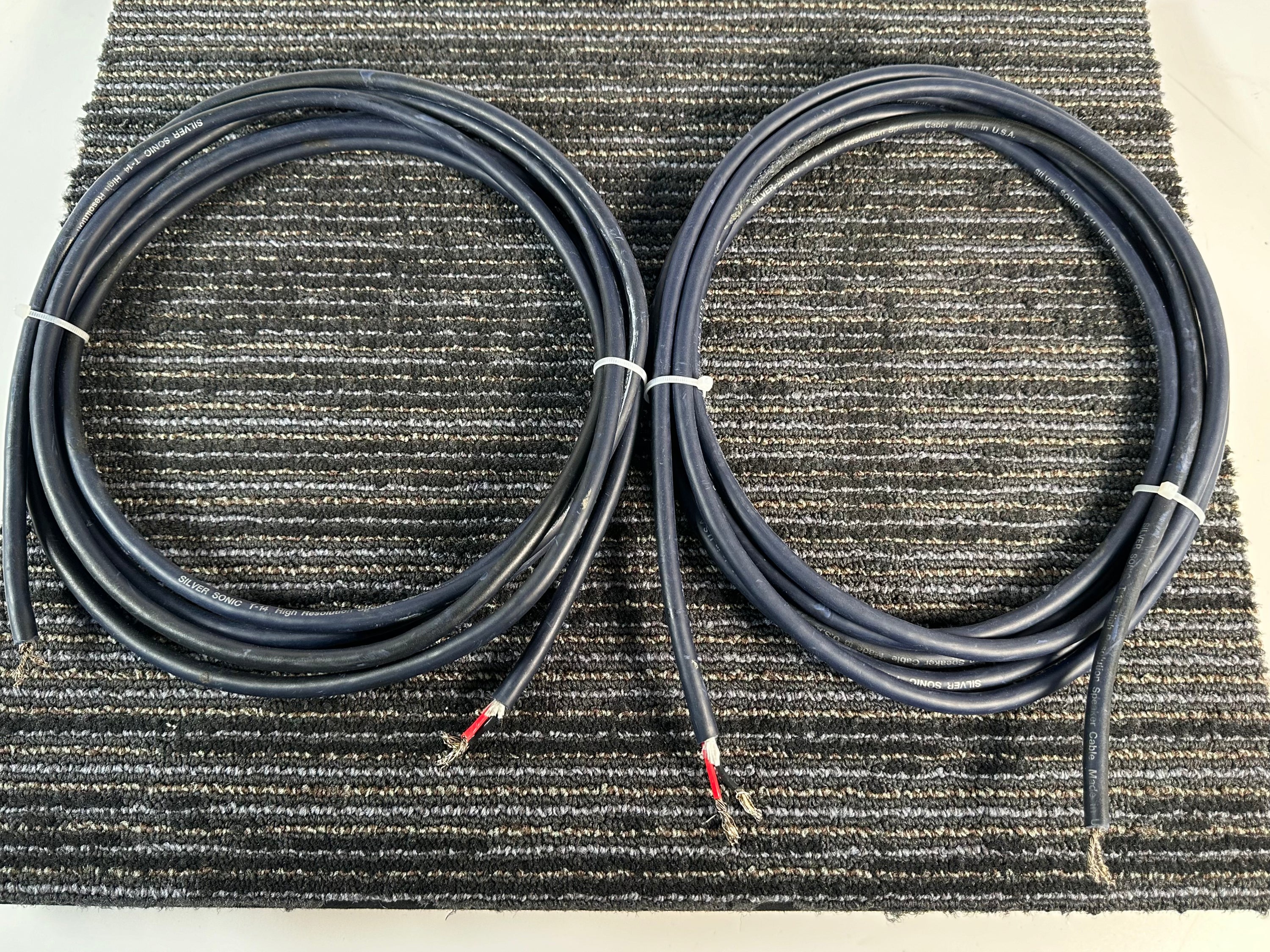 DH Labs Silver Sonic T-14 High Resolution Speaker Cables 13' pair