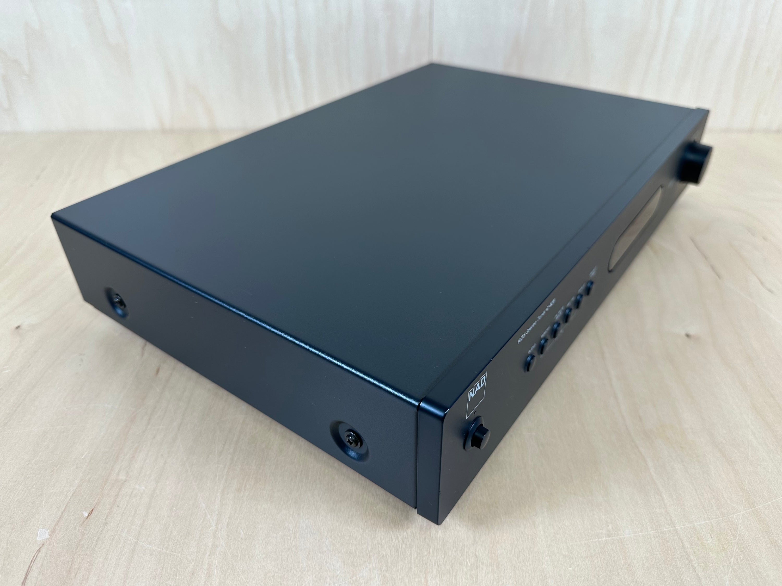 NAD RDS C425 FM/AM Tuner with Remote Control