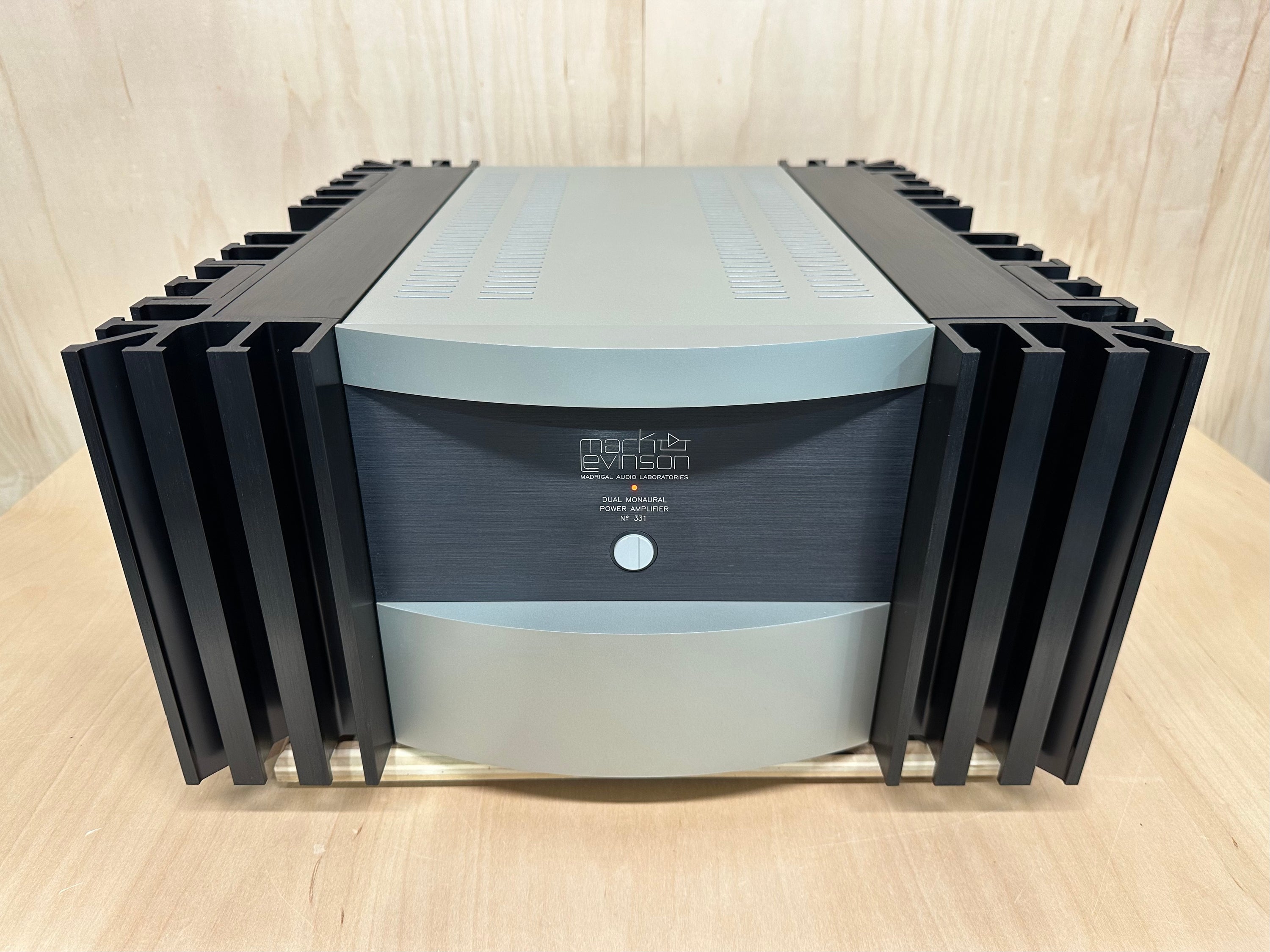 Mark Levinson 331 Dual Monaural Amplifier Recapped and Serviced