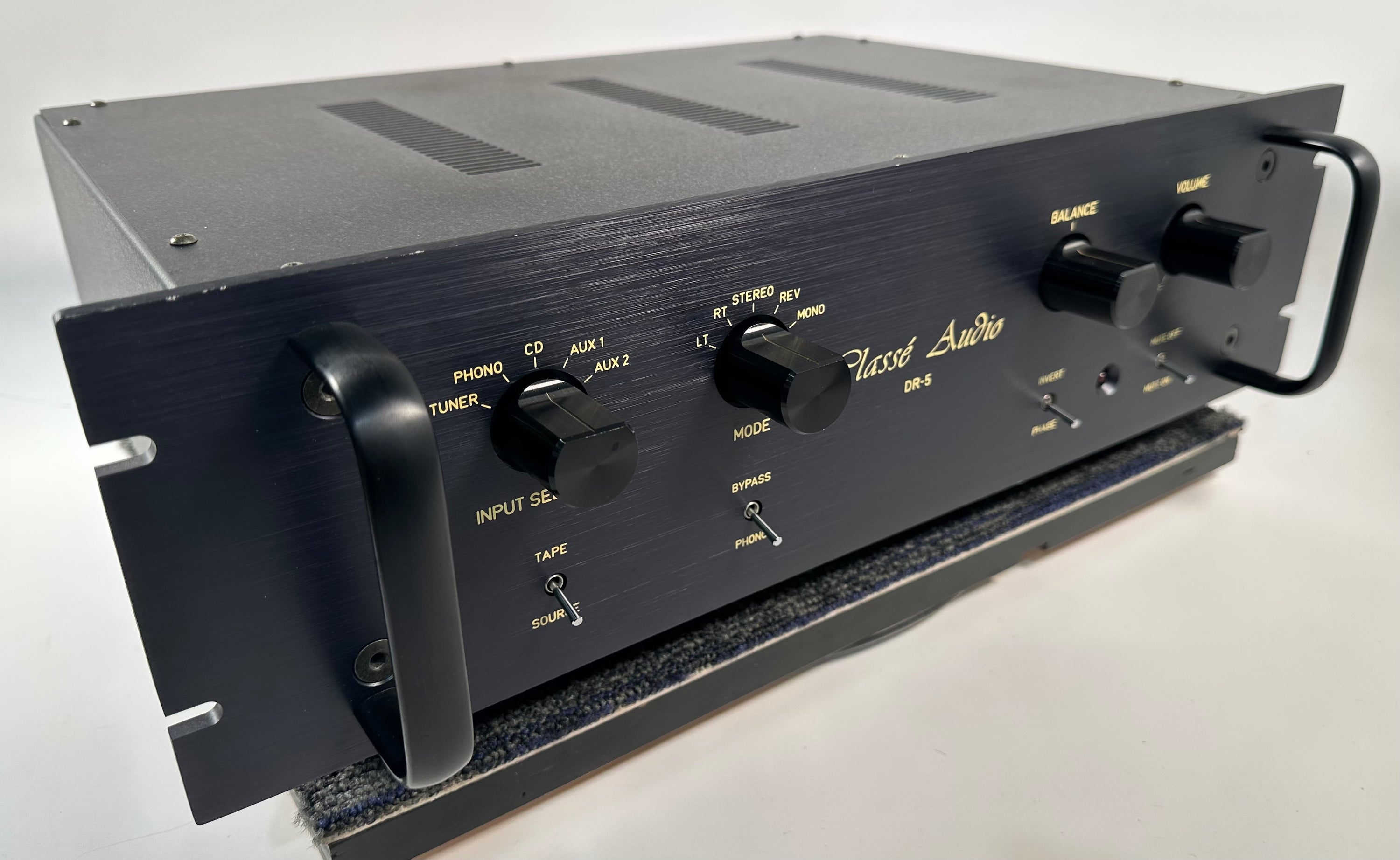 Classe DR-5 Preamp w/Phono Stage – Record Mart HiFi Classe DR-5 Preamp w/Phono Stage – Record Mart HiFi