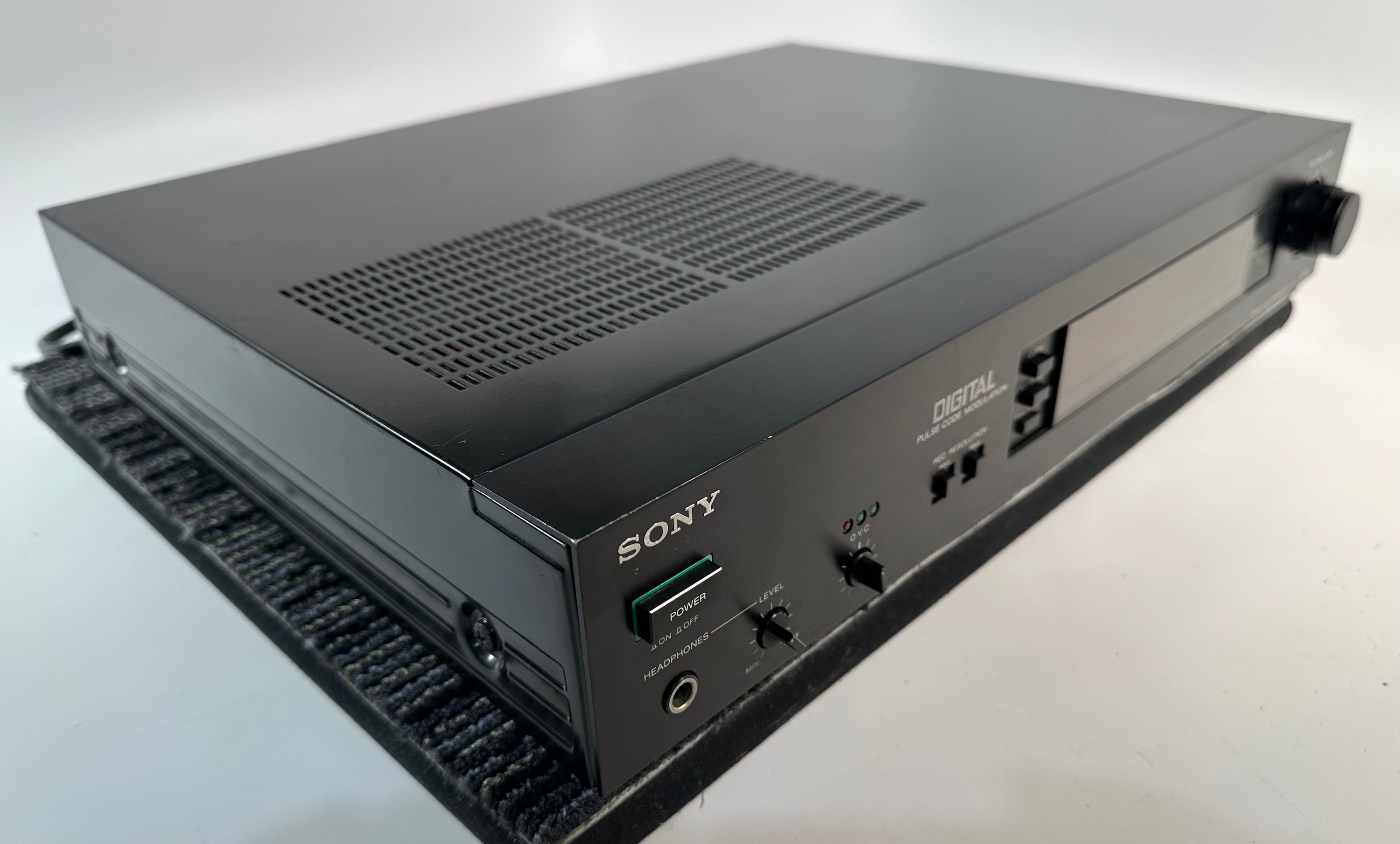 Sony PCM-501ES Digital Audio Processor