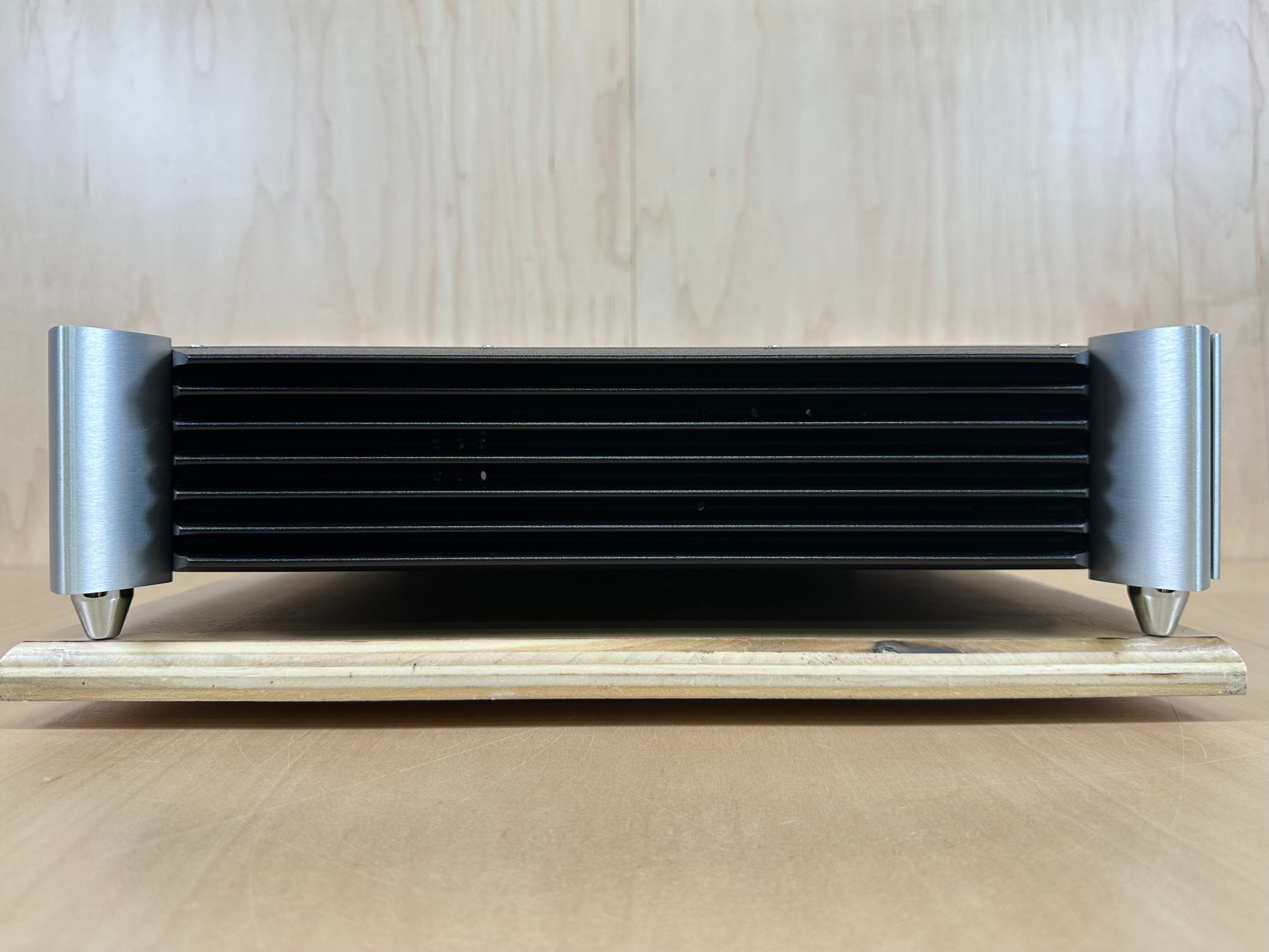 Simaudio Moon 600i Integrated Amplifier
