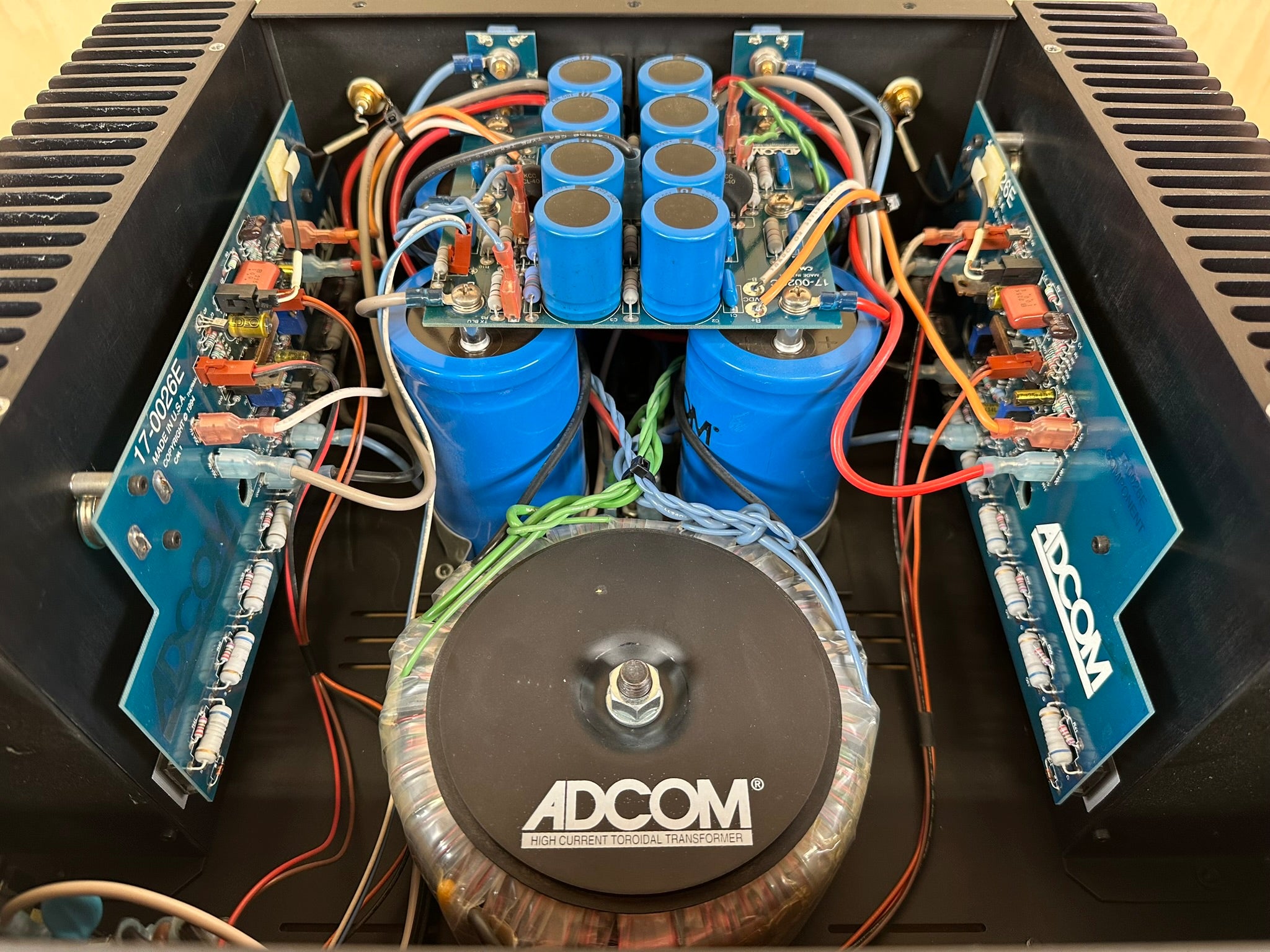 ADCOM GFA 5500 Power Amplifier