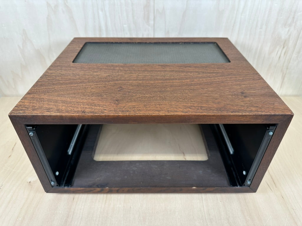 Mcintosh L21 Cabinet w/Panlocs and Slant Legs