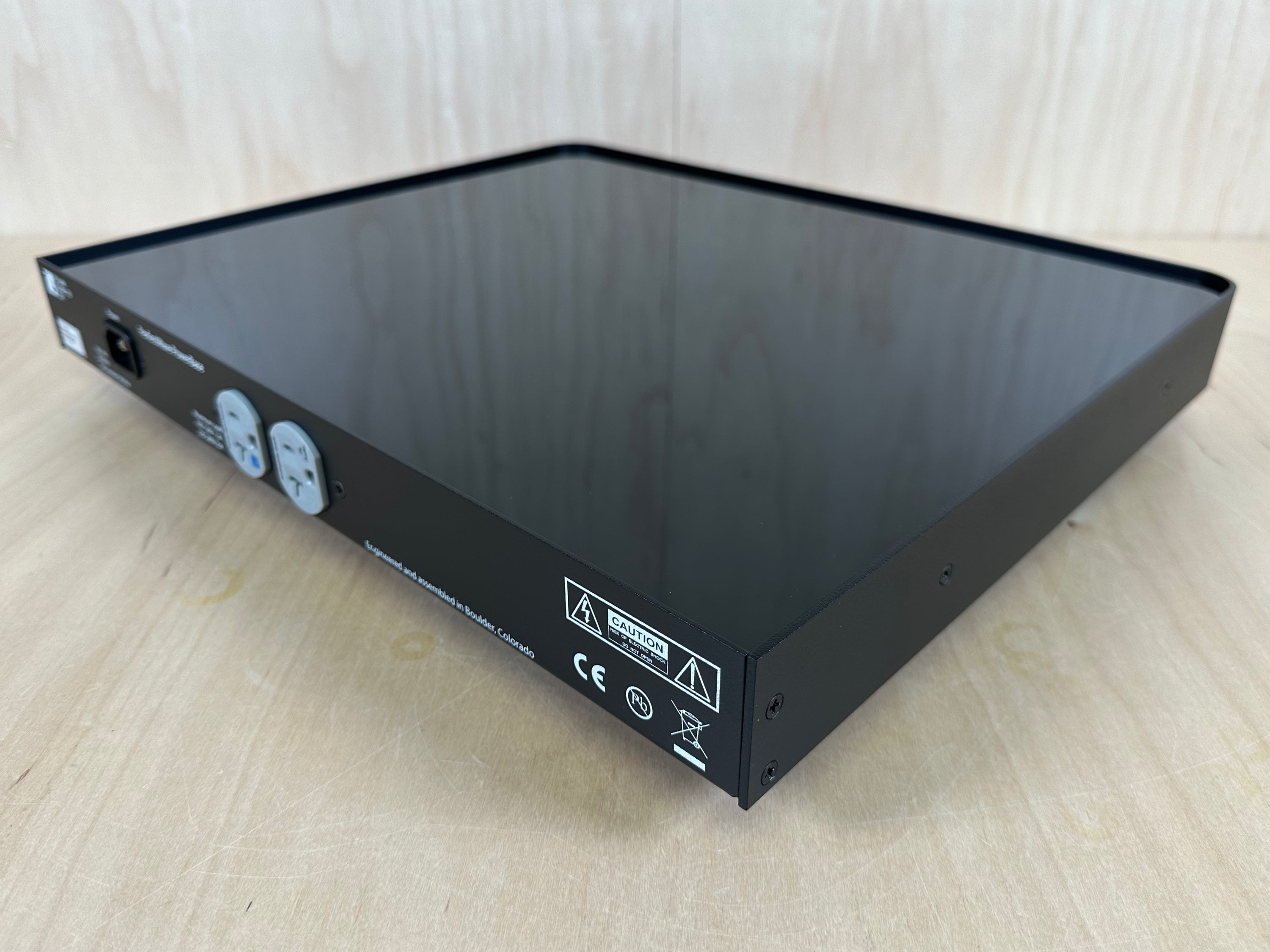 PS Audio PerfectWave PowerBase w/Factory Box