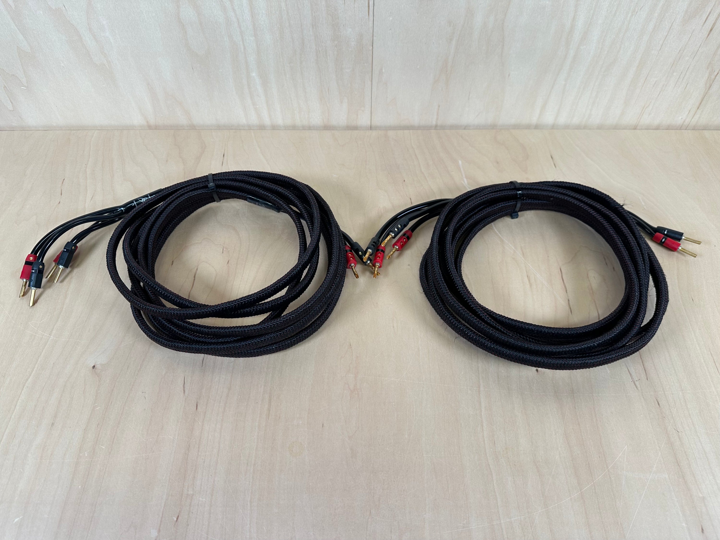 AudioQuest Rocket 33 Bi-Wire Speaker Cables with Banana Jacks 5 Meters