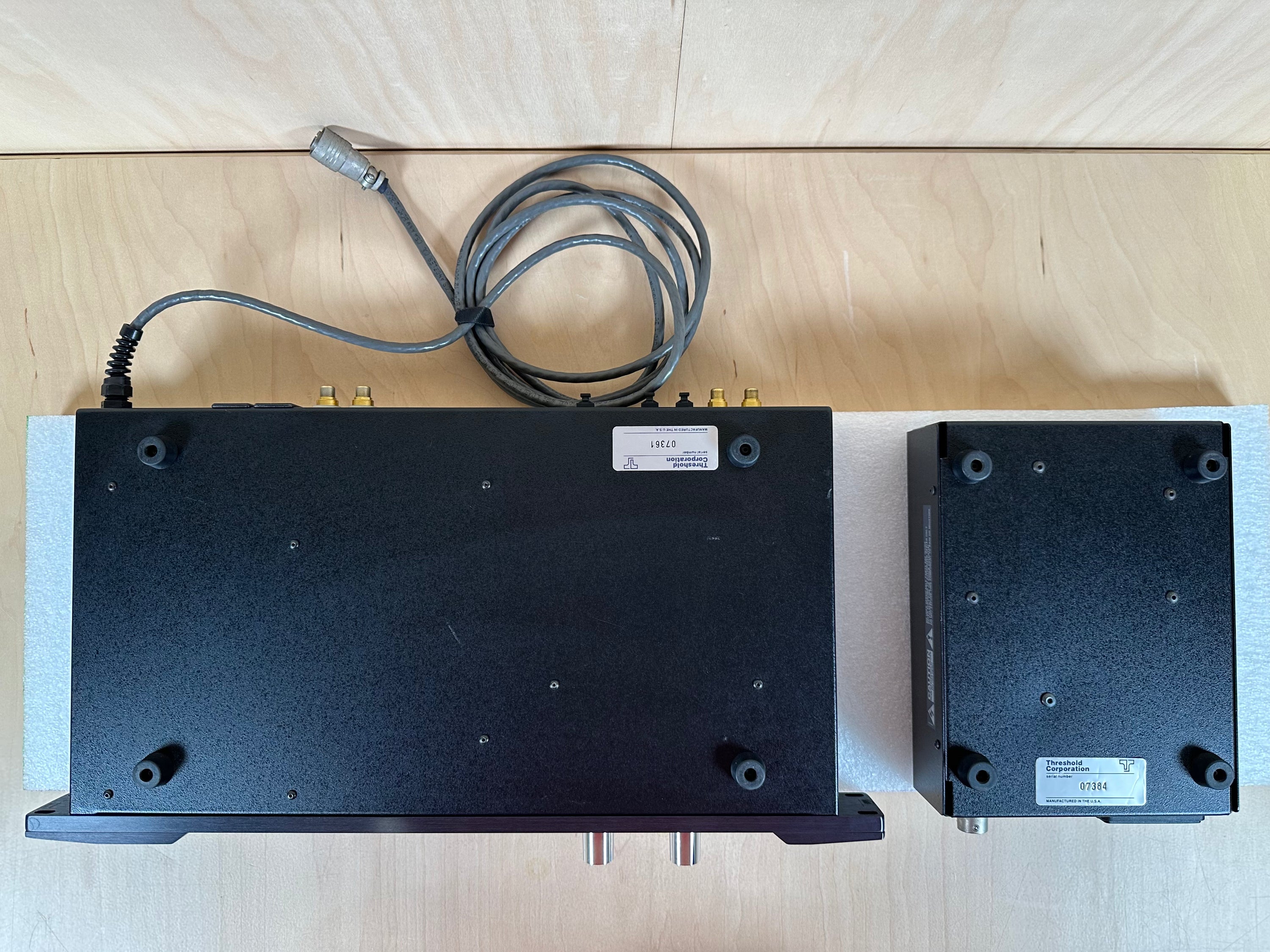 Threshold DAC 1/e Digital Processor DAC Black w/Power Supply