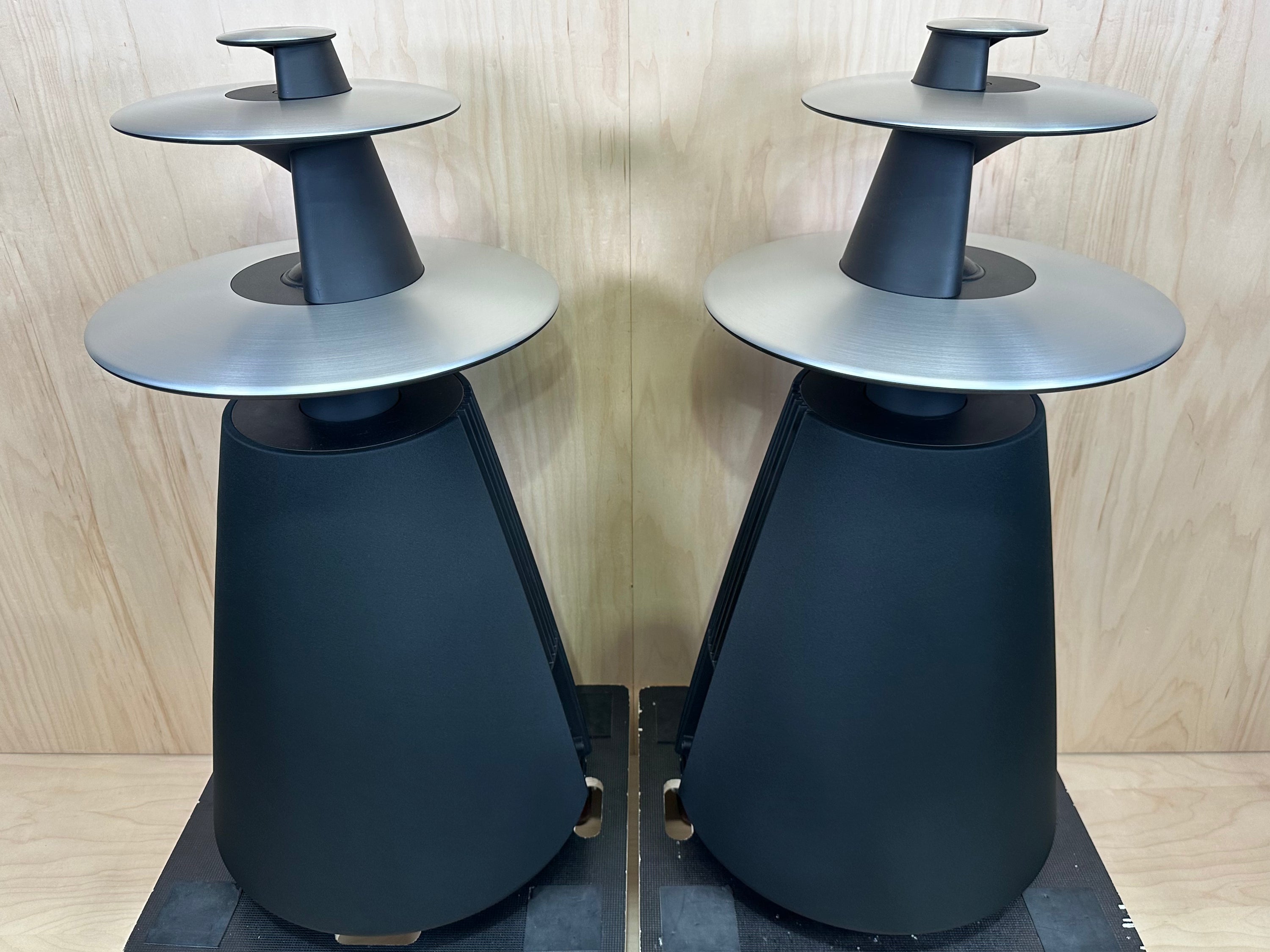 Bang & Olufsen BeoLab 5 Powered Speakers