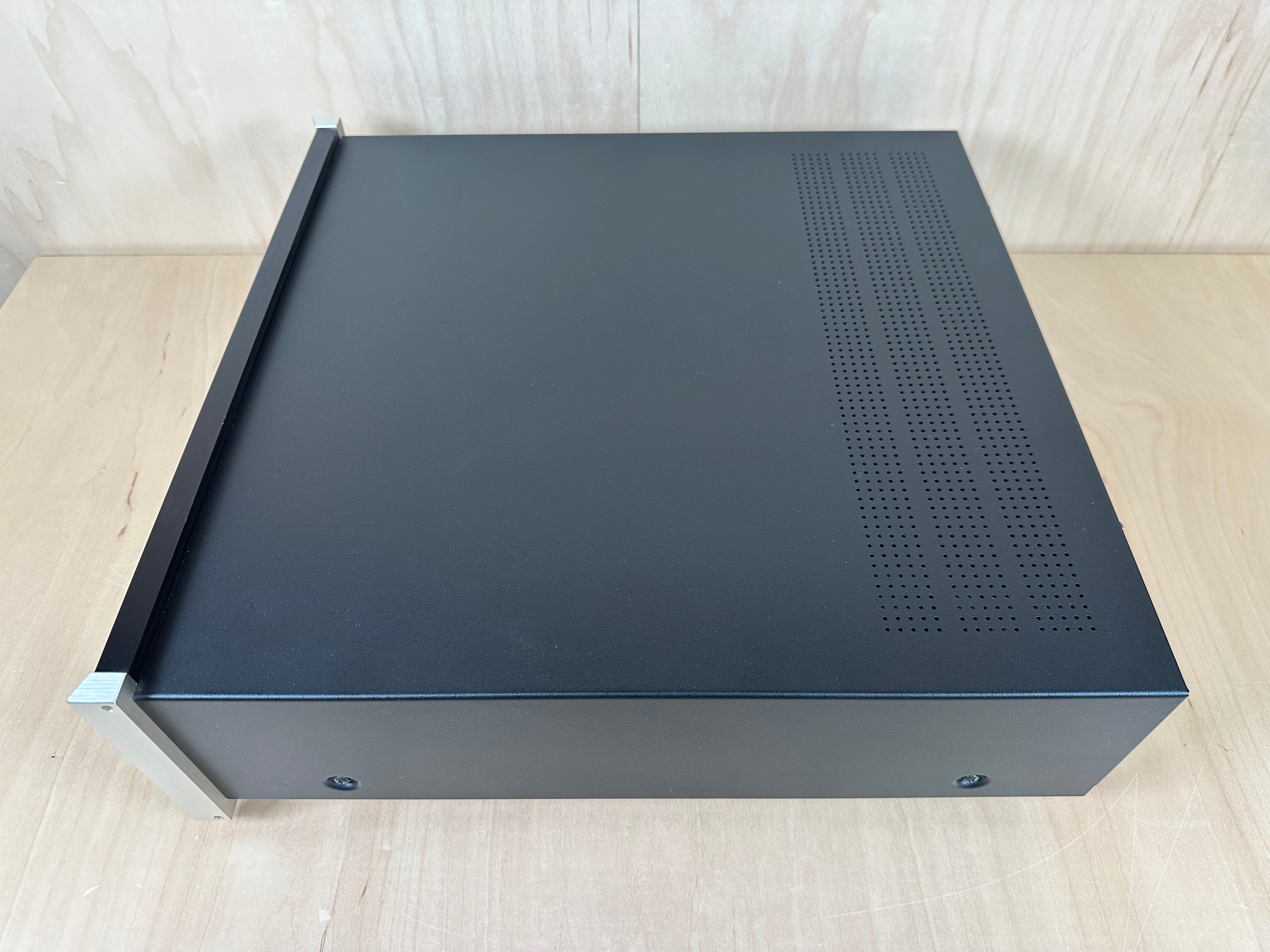 Mcintosh MR85 AM/FM Tuner w/New Factory Box