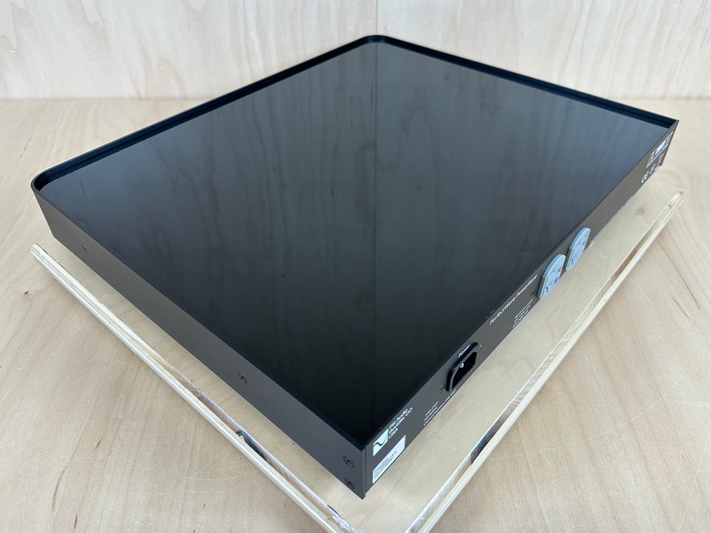 PS Audio PerfectWave PowerBase w/Factory Box