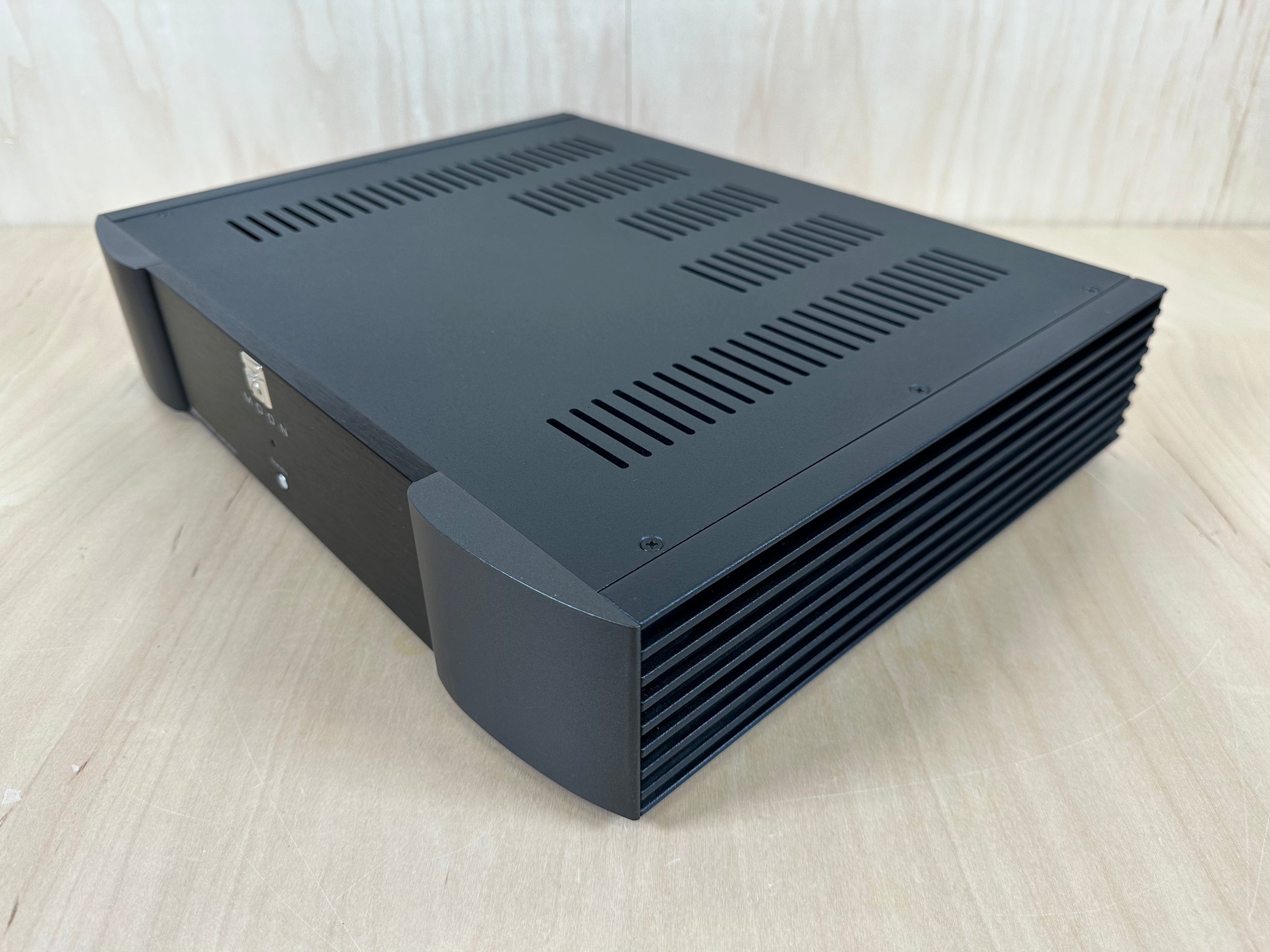 Simaudio Moon 330A Power Amplifier w/Original Box