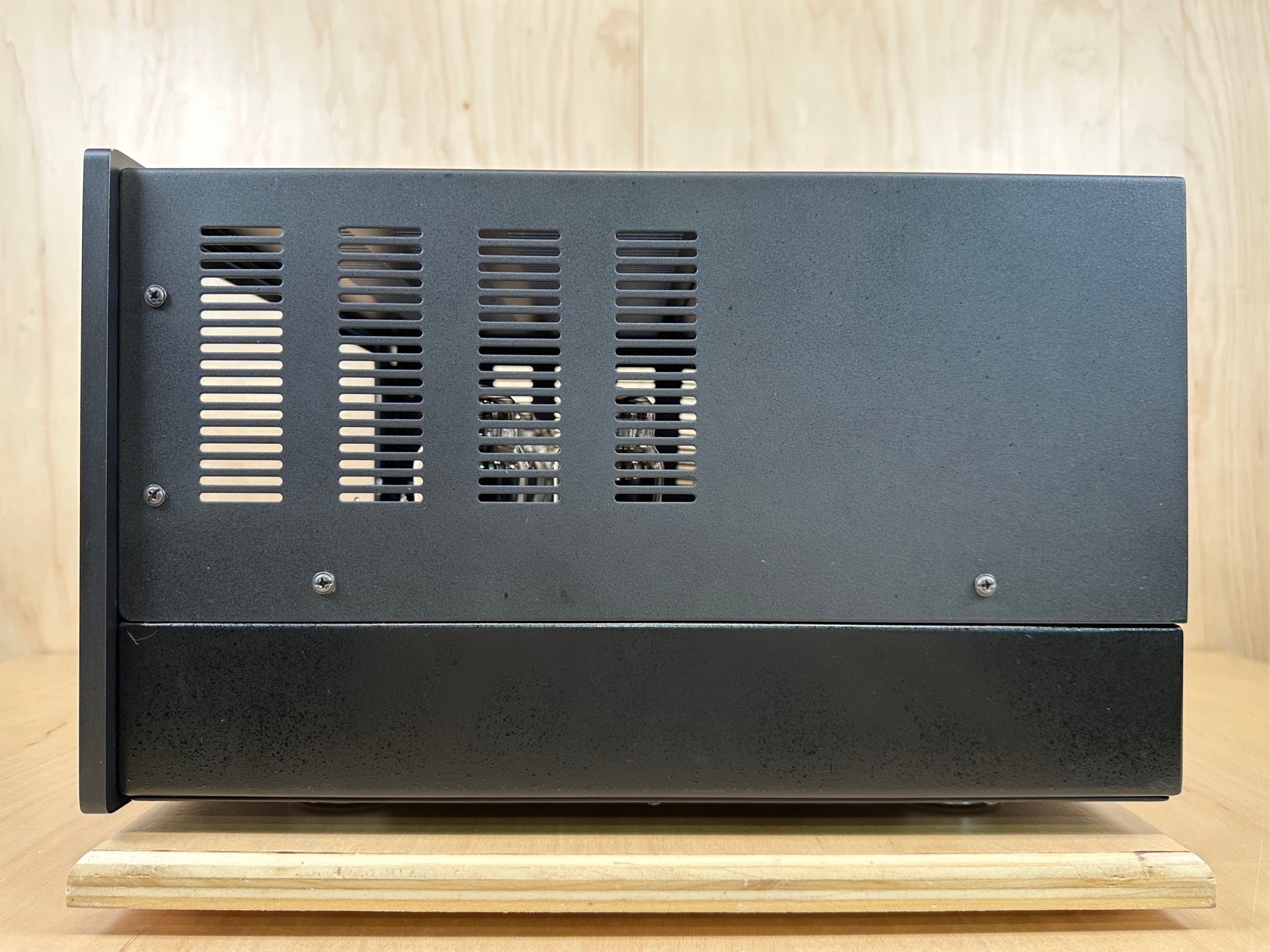 Jolida JD1000BRC Stereo Tube Amplifier w/Remote