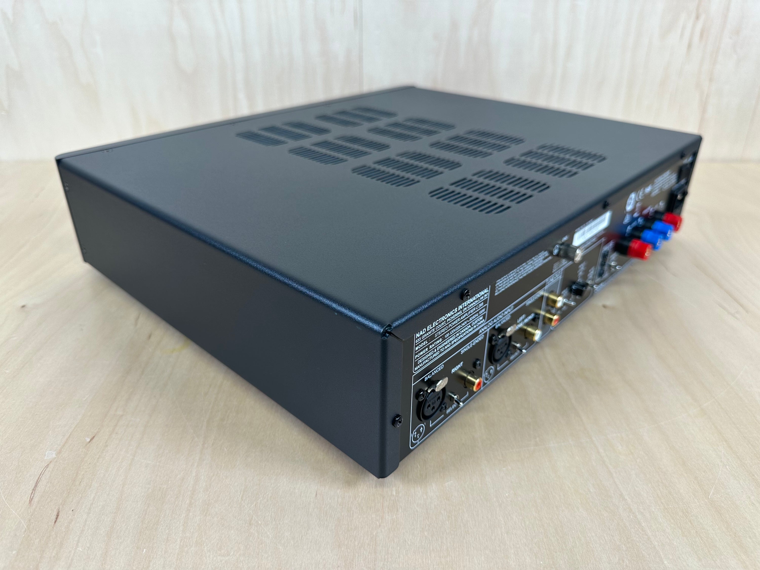 NAD C268 Stereo Amplifier