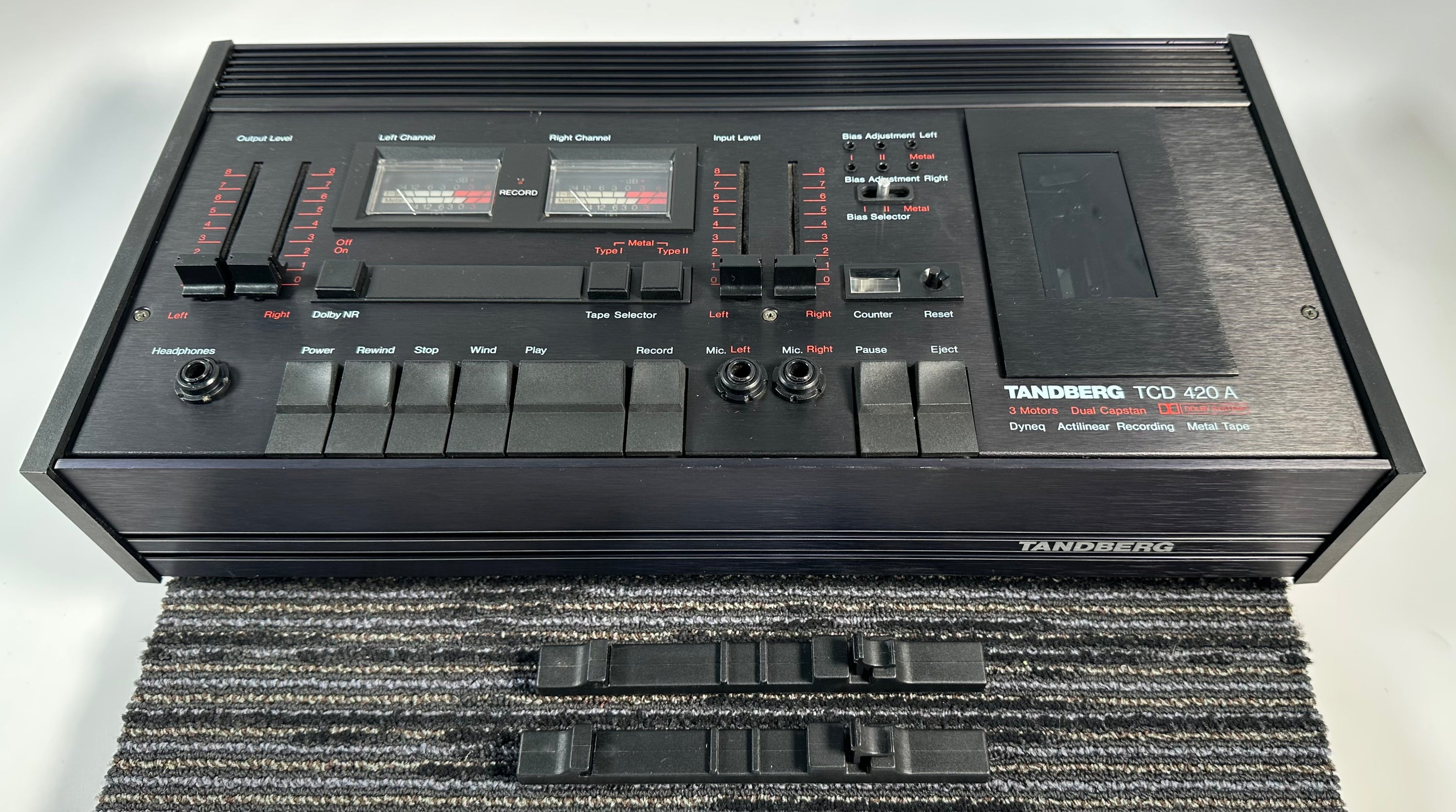 Tandberg TCD 420A 3 Motor Dual Capstan Cassette Deck