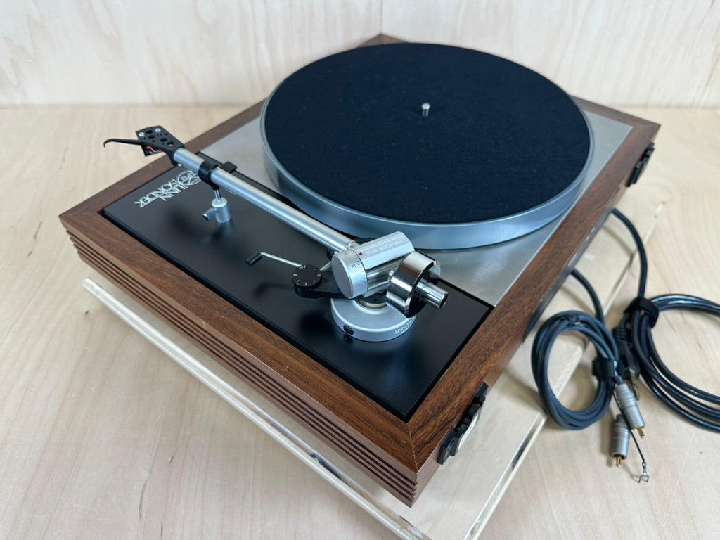 LP12 Linn Sondek Turntable w/Dynavector Karat 19A MKII