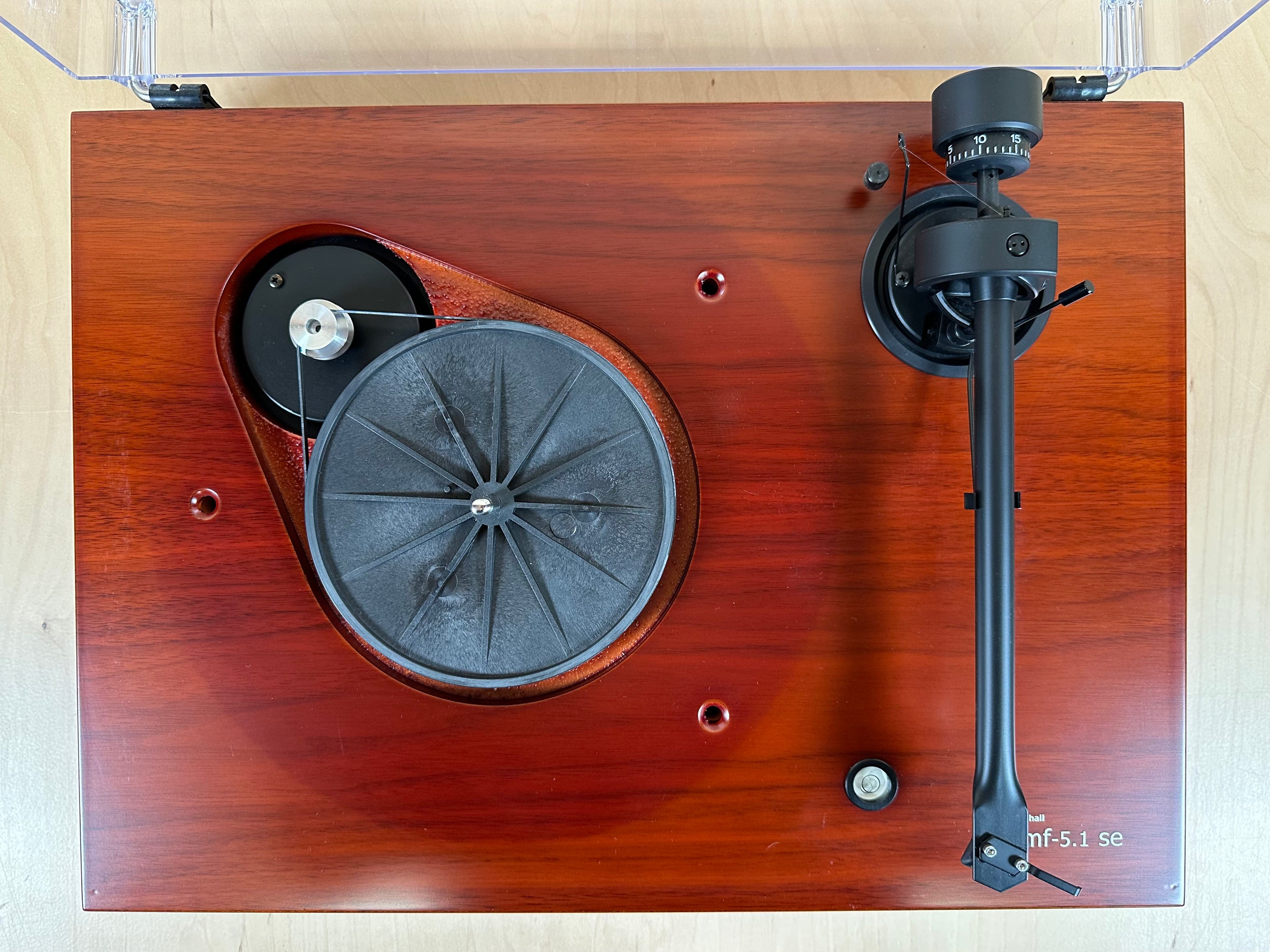 Music Hall mmf-5.1 SE Turntable w/Goldring 1022GX Cartridge