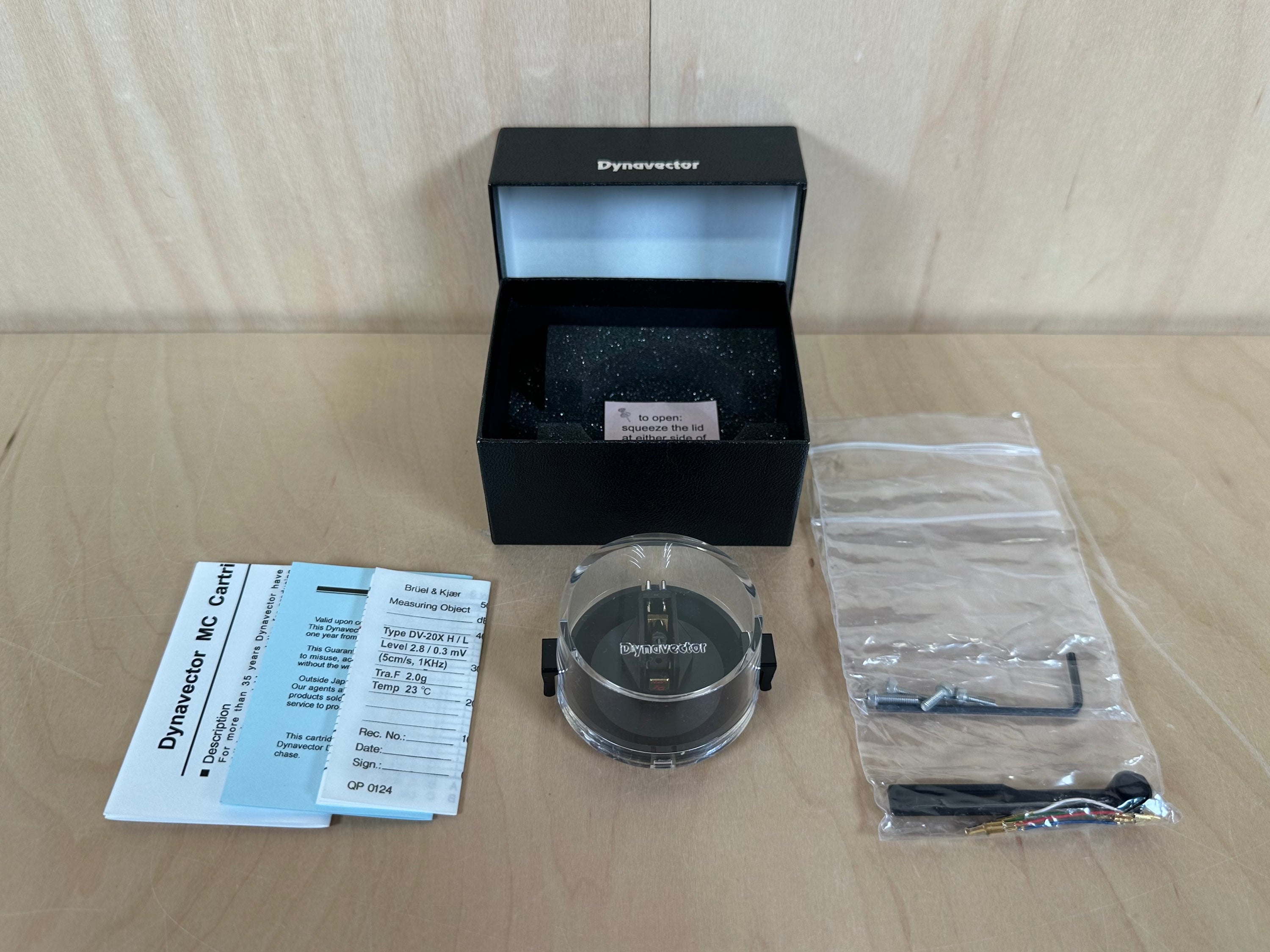 Dynavector DV-20X2L Low Output MC Cartridge