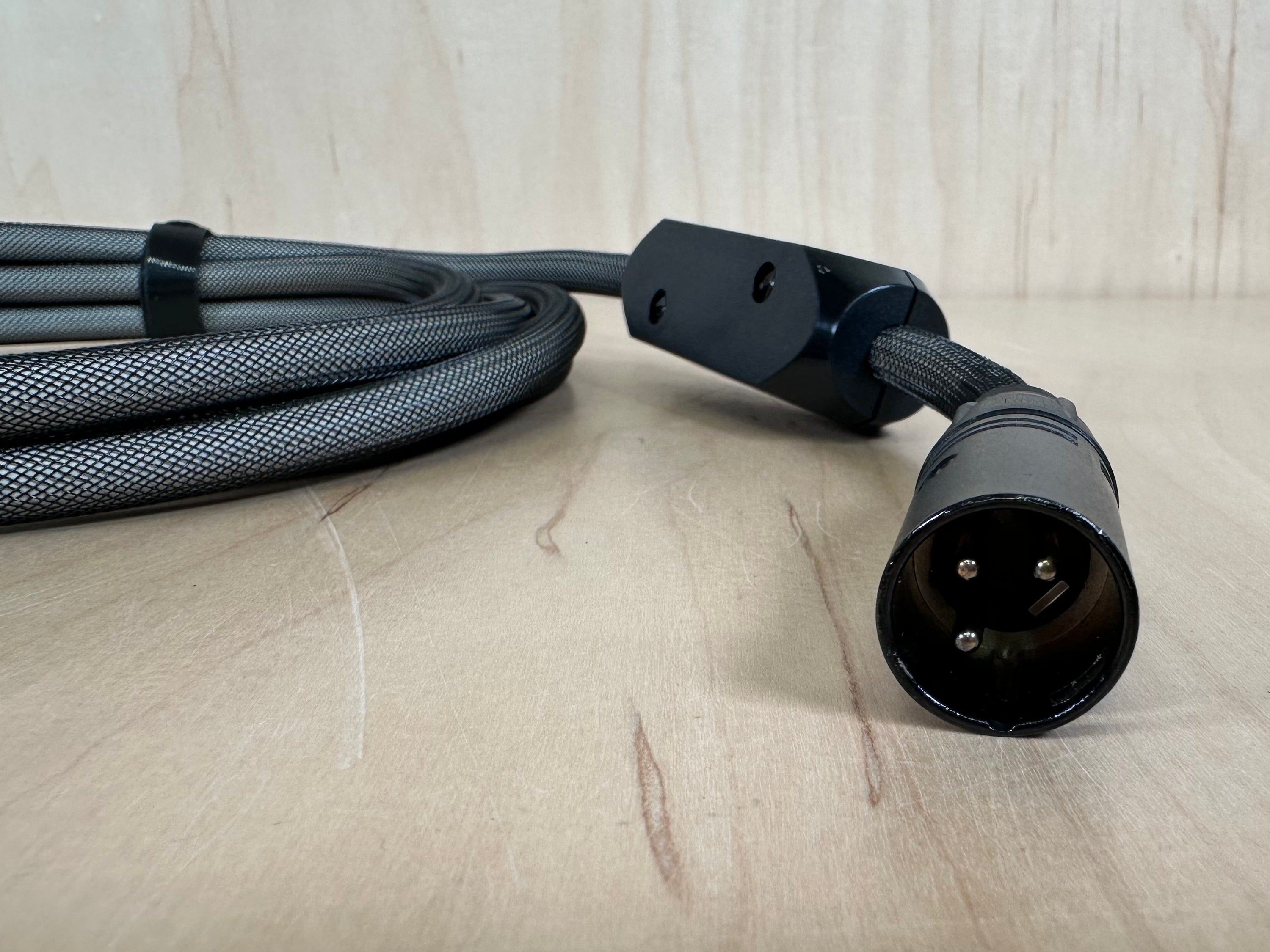 Transparent Audio Reference Phono 3 meter RCA to XLR pair