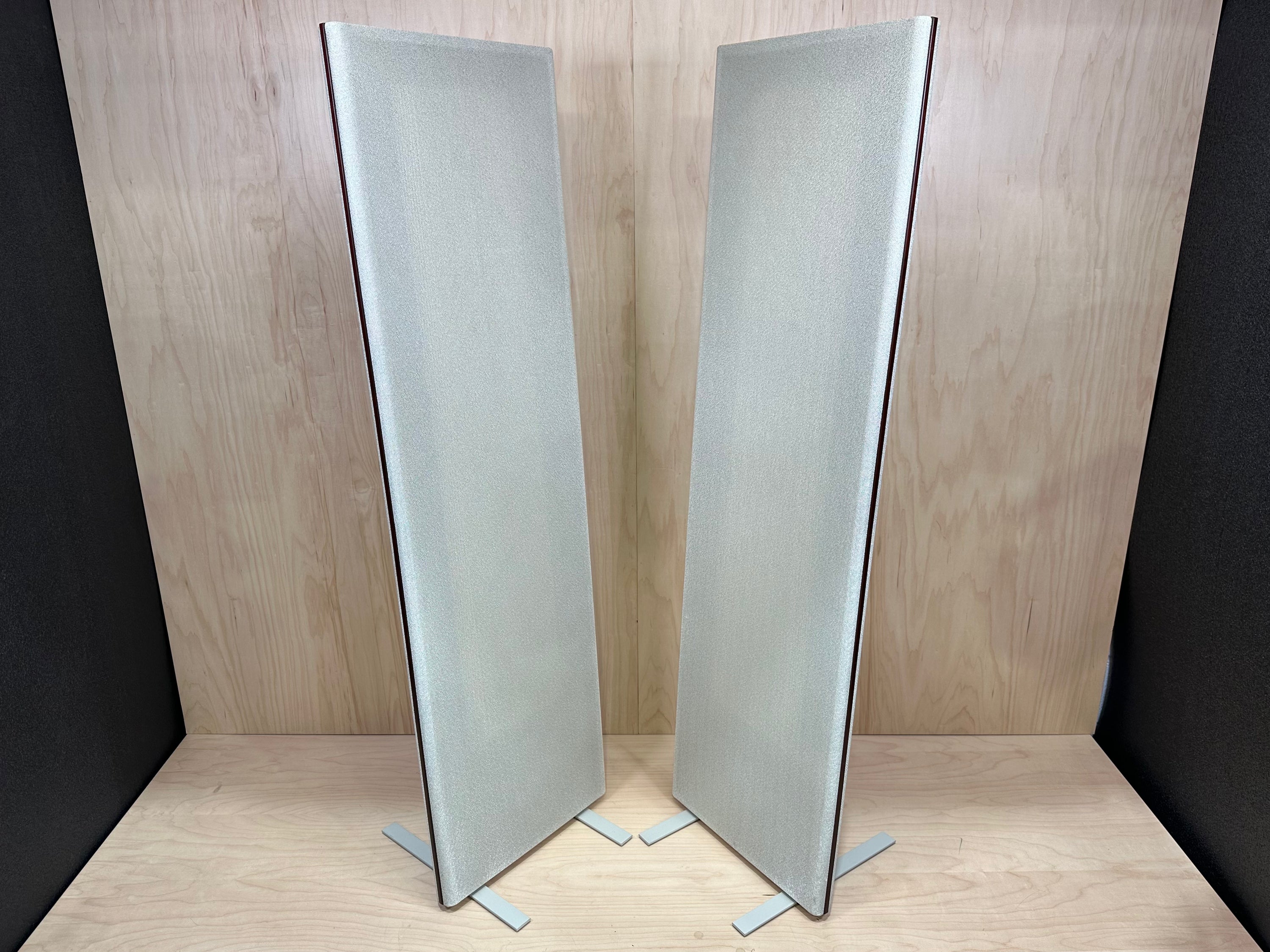 Magnepan Magneplanar MG-1.6/QR Speakers