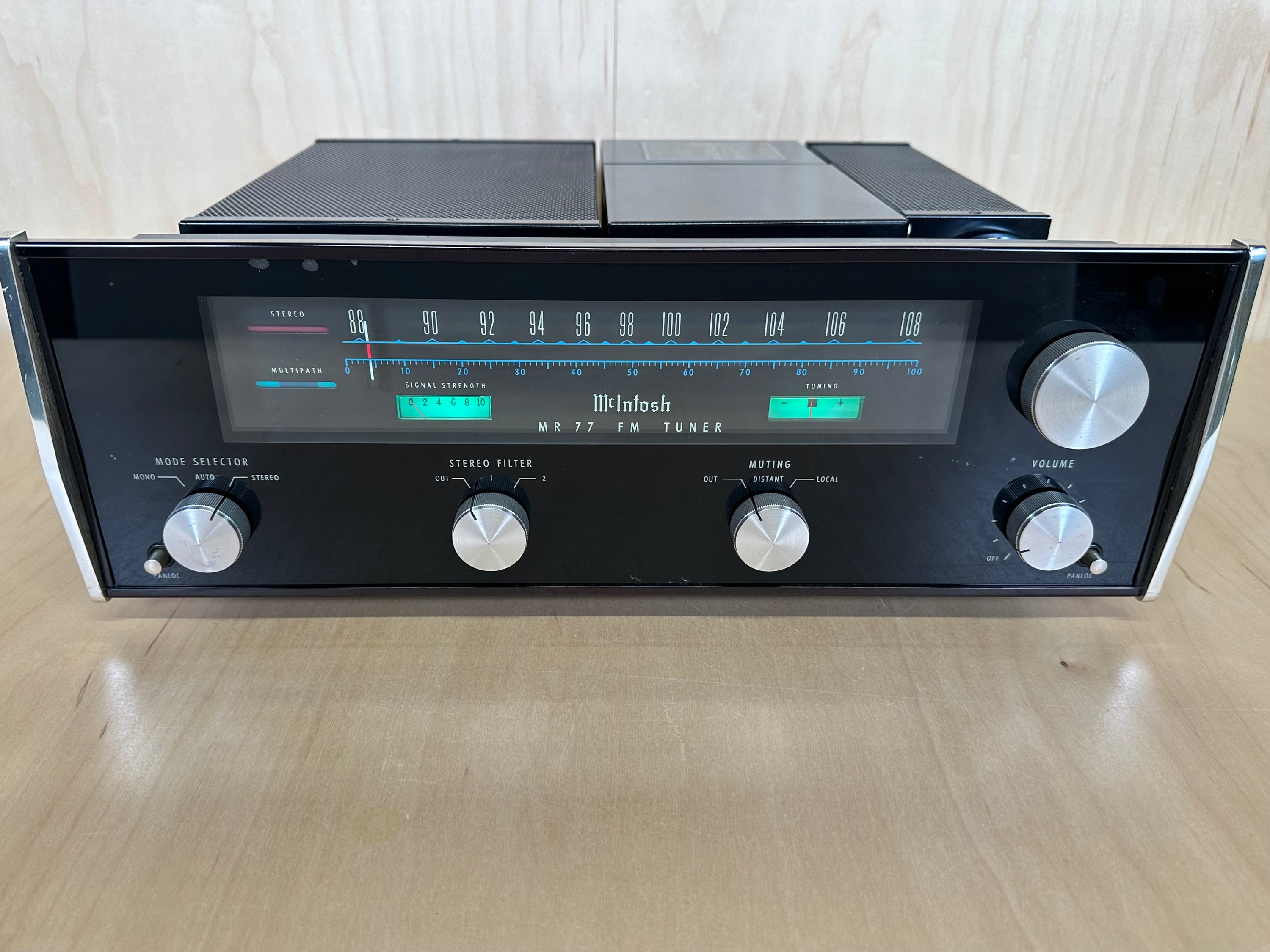 Mcintosh MR77 FM Stereo Tuner w/New Factory Box
