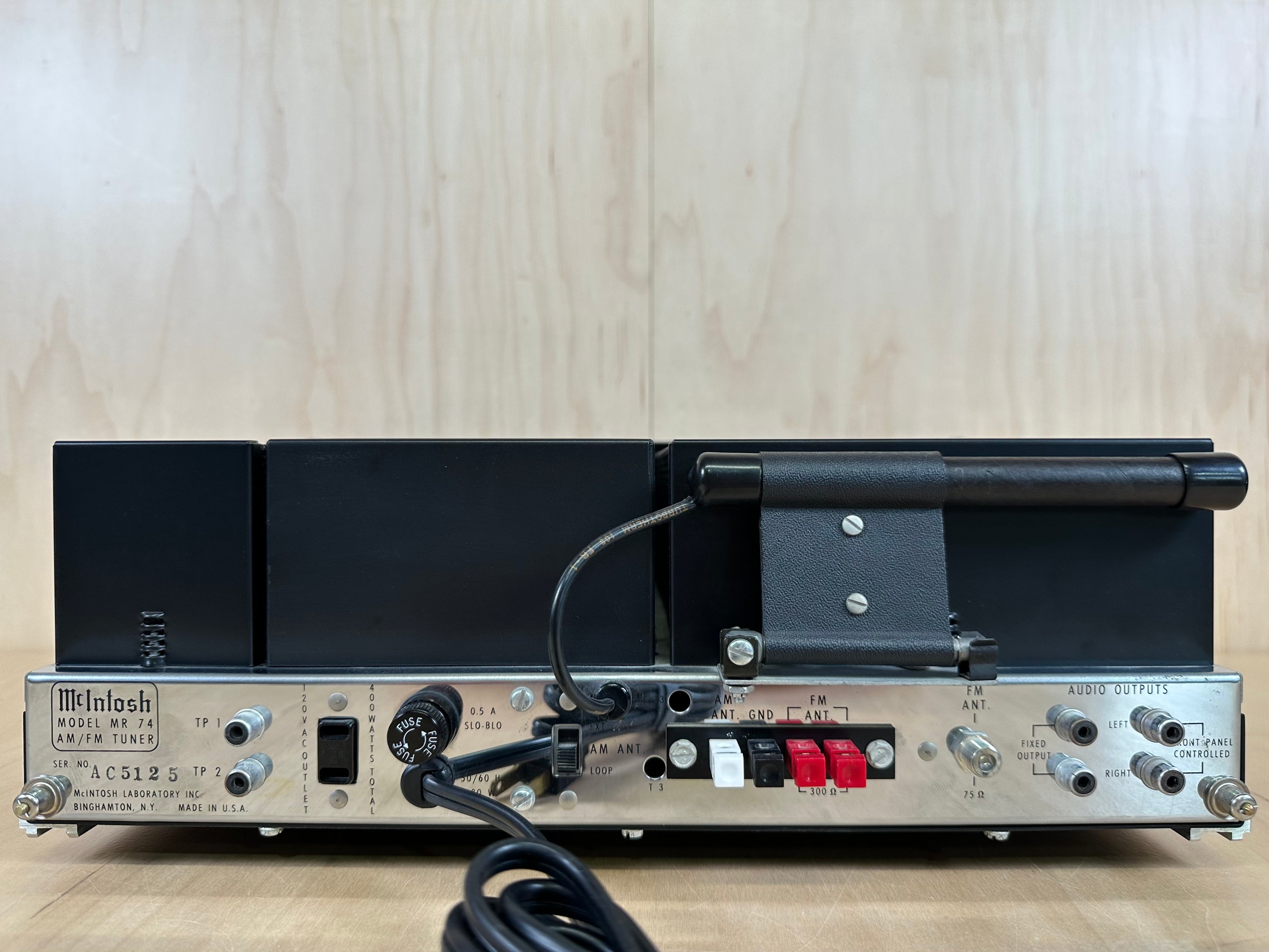 McIntosh Model MR 74 Stereophonic AM/FM Tuner w/New Factory Box