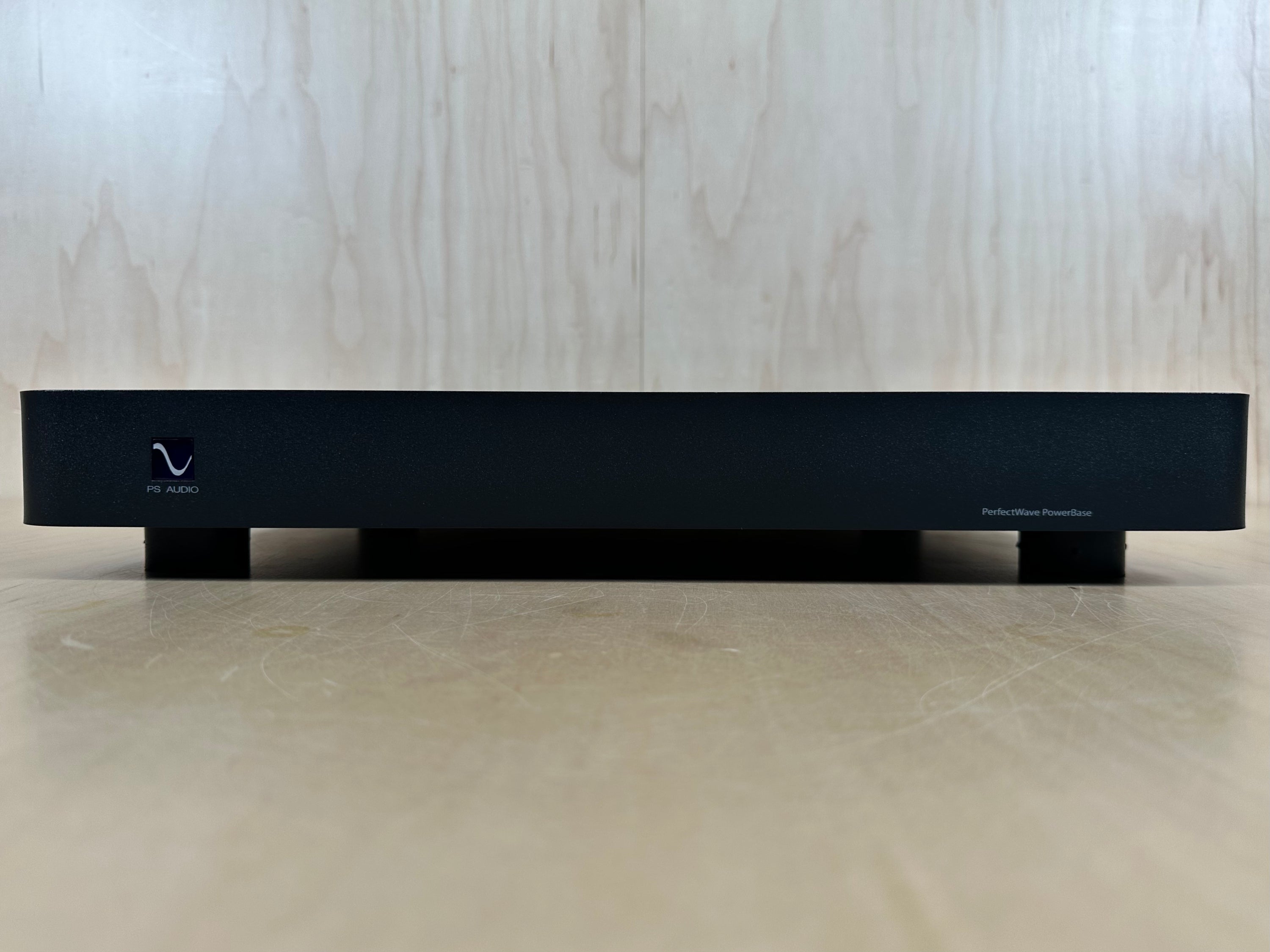PS Audio PerfectWave PowerBase w/Factory Box