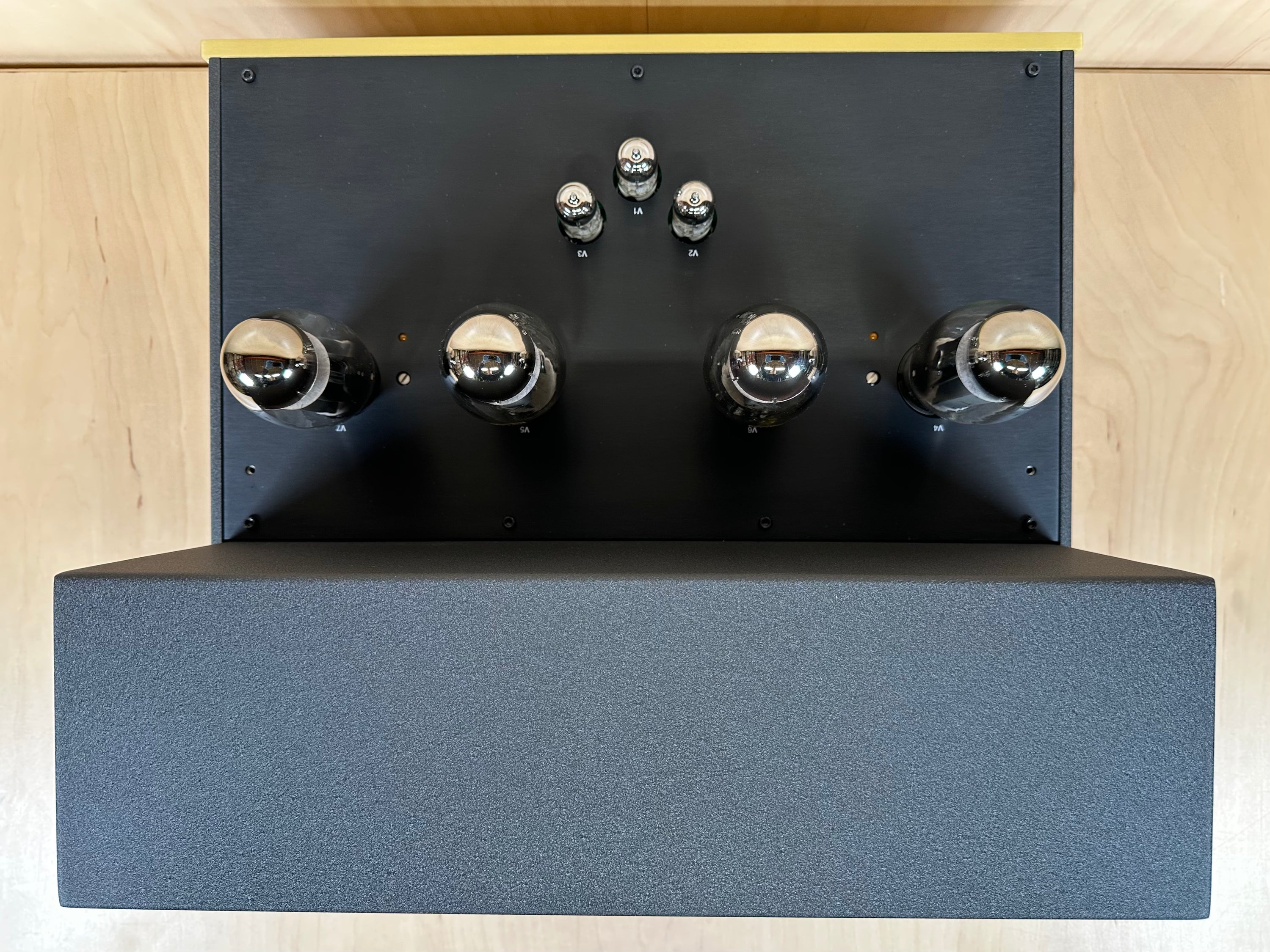 Conrad Johnson ART150 Amplifier Open Box