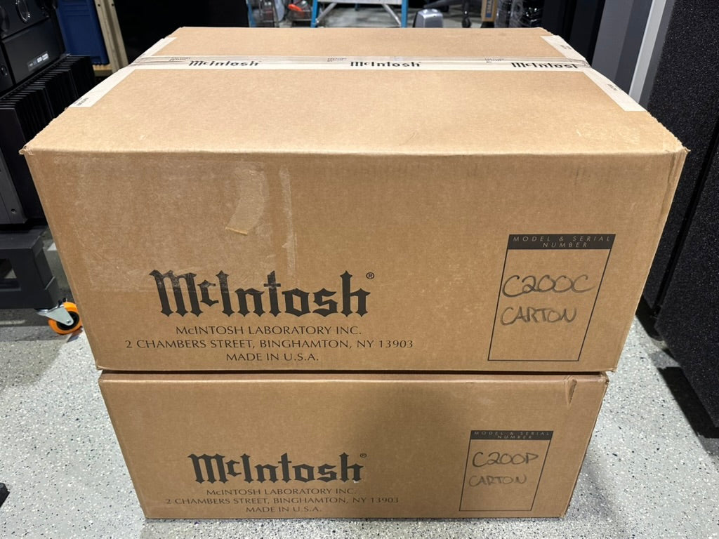 McIntosh C200 Preamplifier and Controller