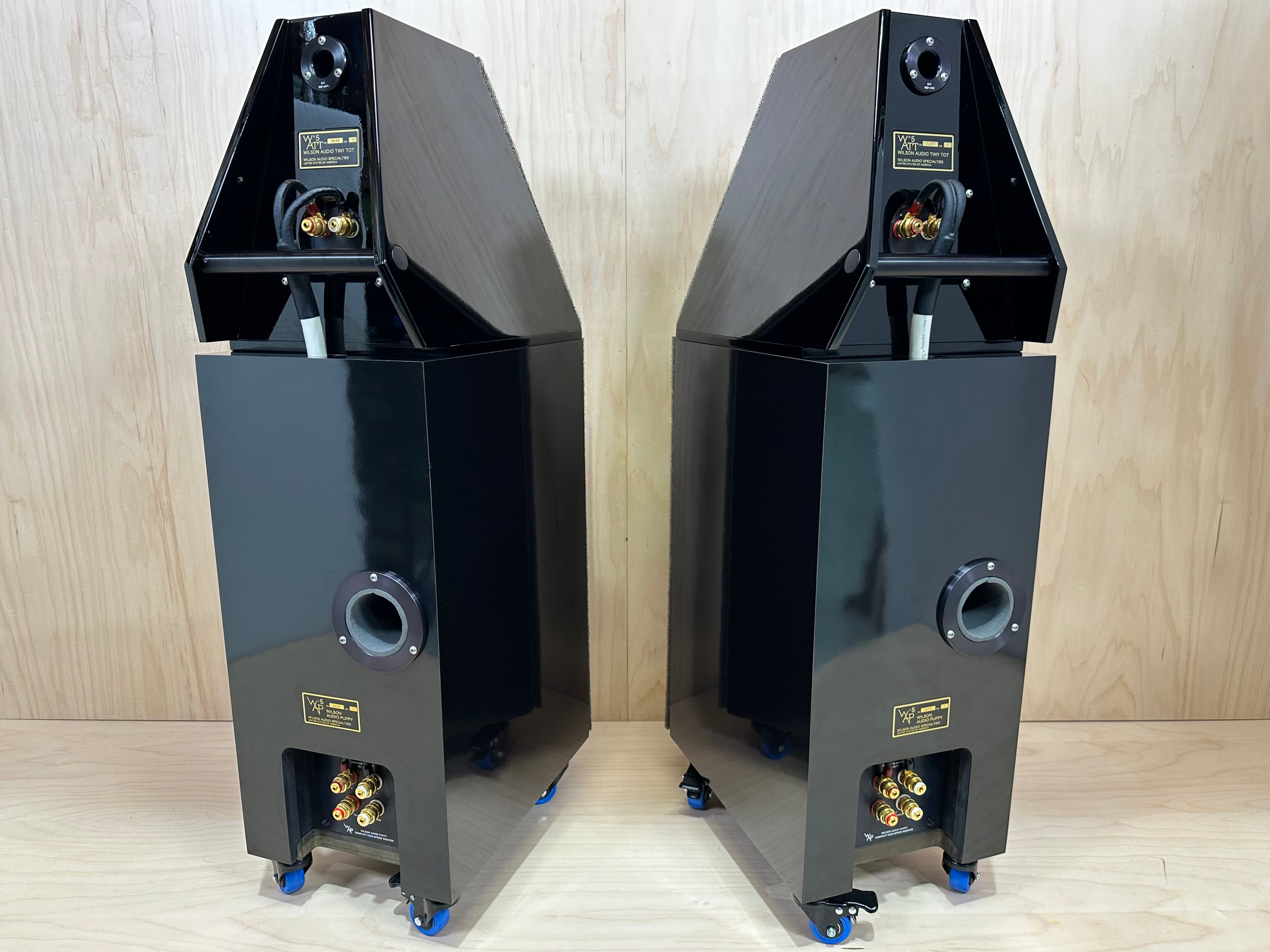 Wilson Audio Watt Puppy 5 w/Crates