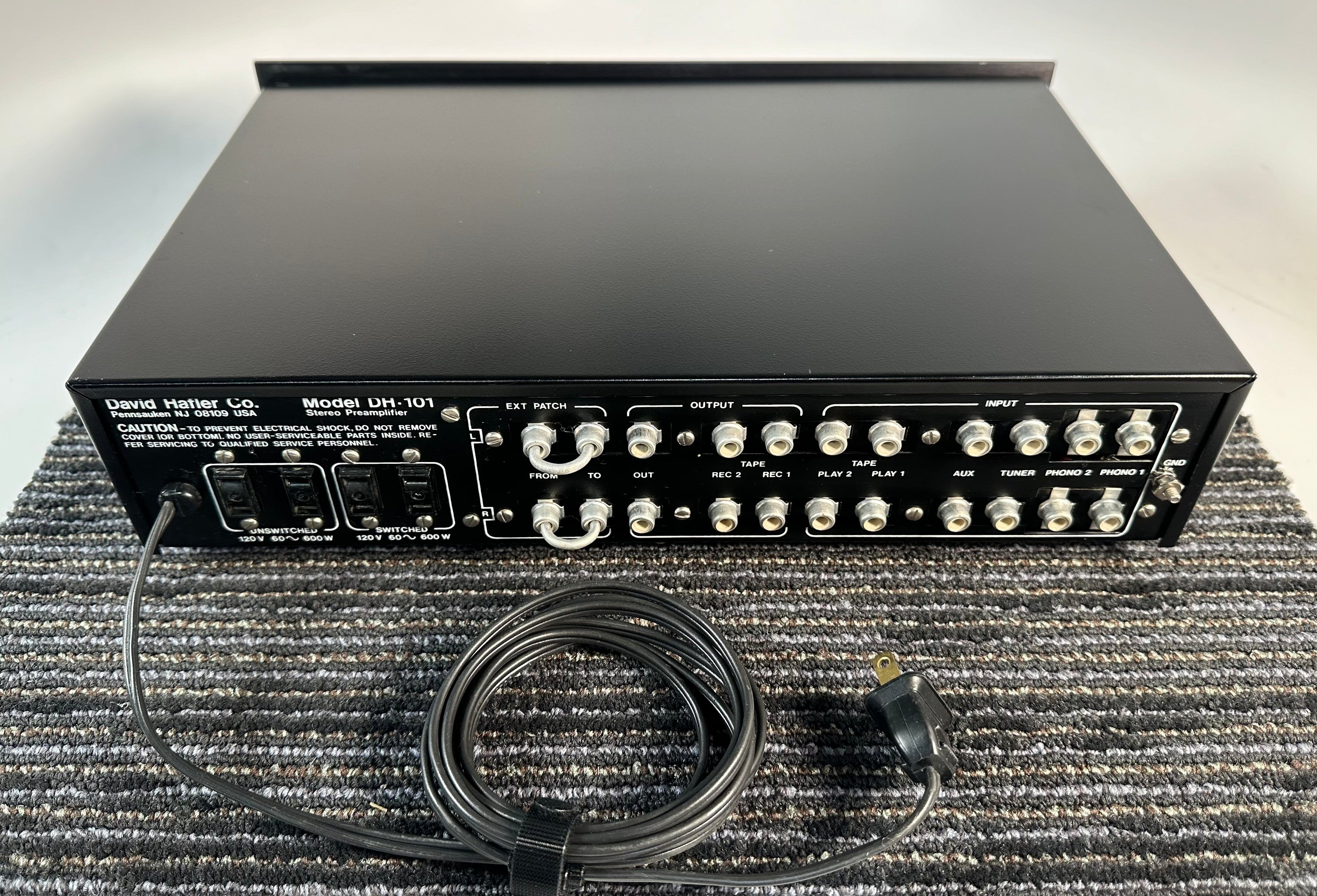 Hafler DH-101 Preamplifier with Dual Phono Stage Serviced