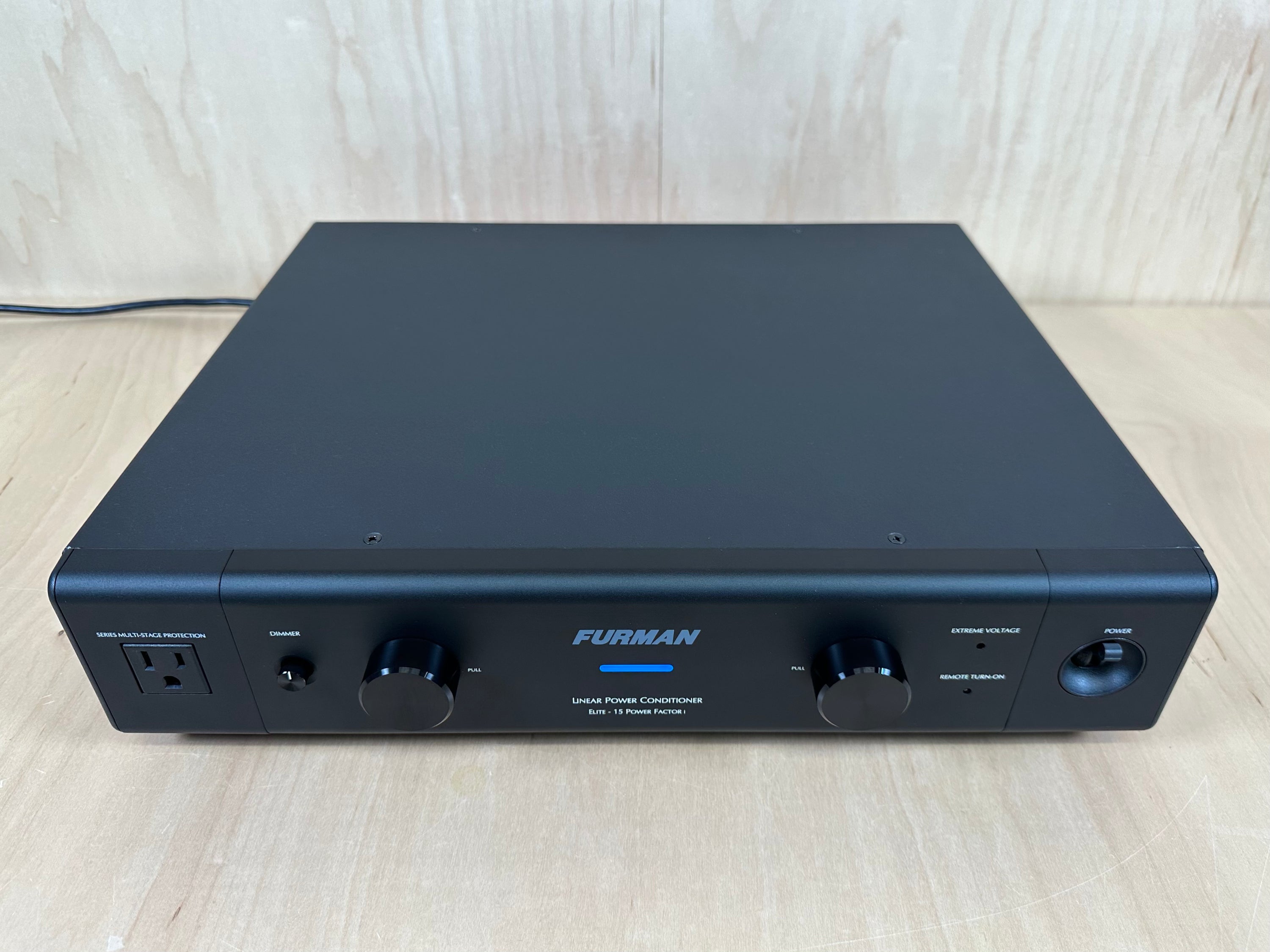 Furman Elite-15PFI Linear Power Conditioner