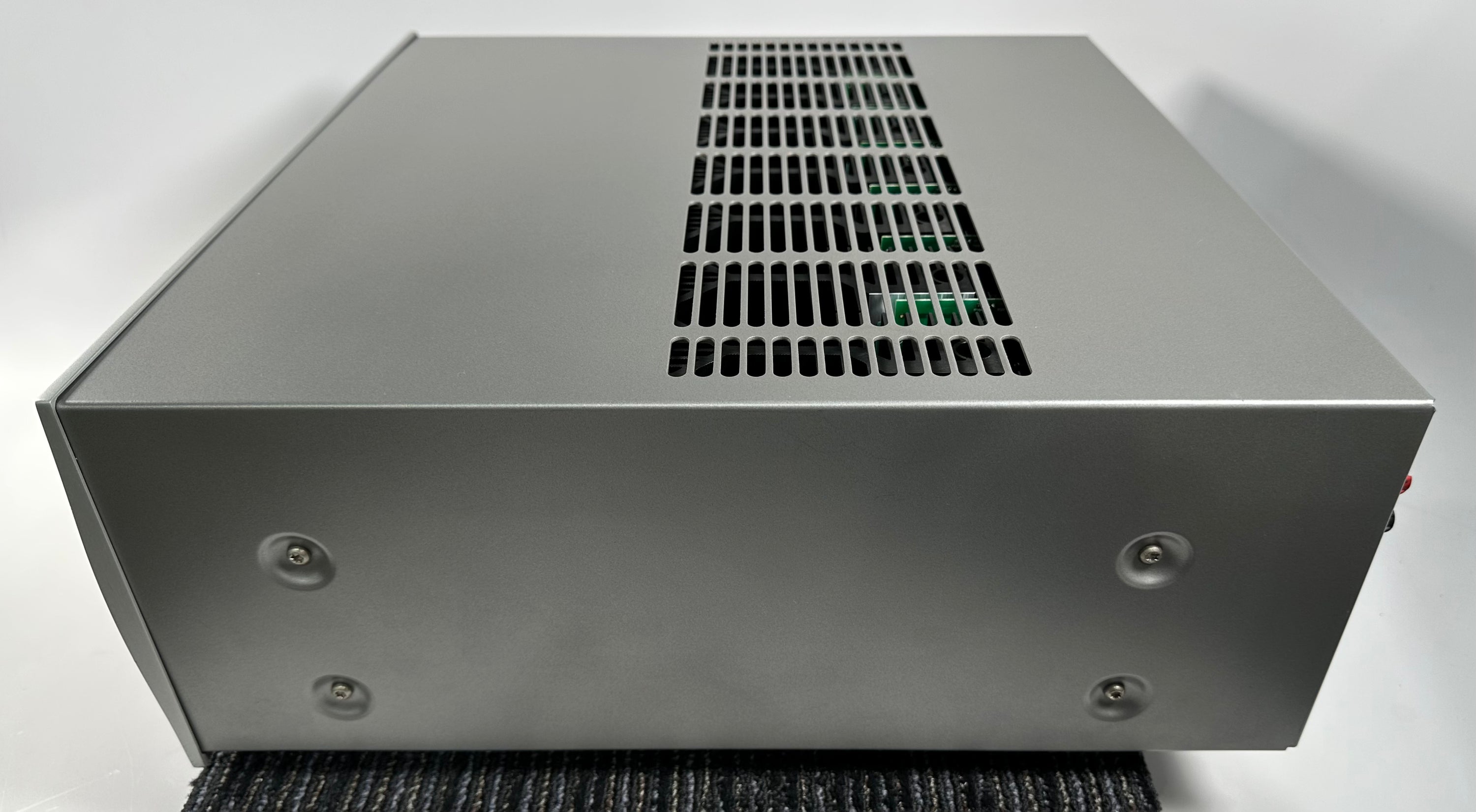 Arcam FMJ P7 Multichannel Power Amplifier