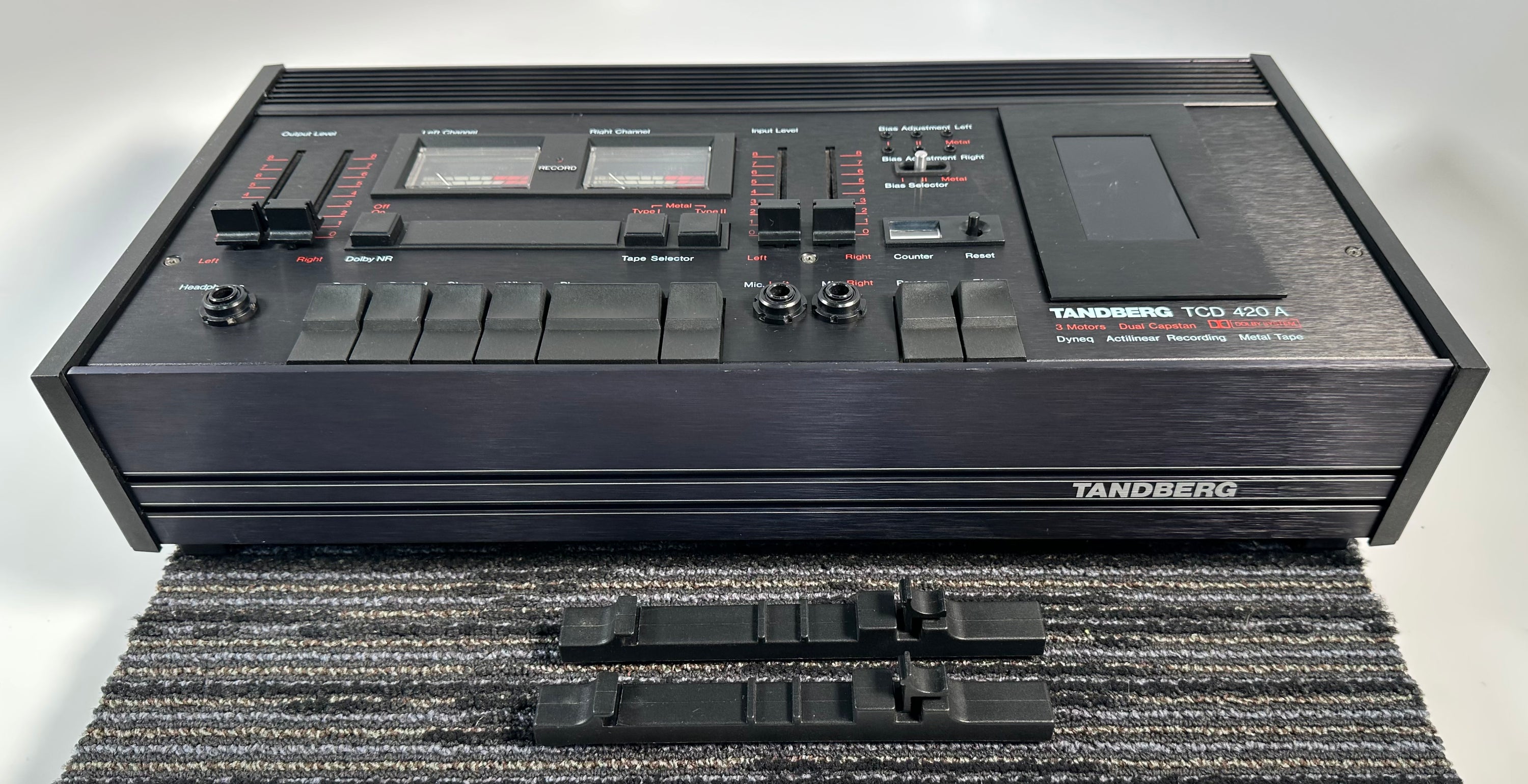 Tandberg TCD 420A 3 Motor Dual Capstan Cassette Deck