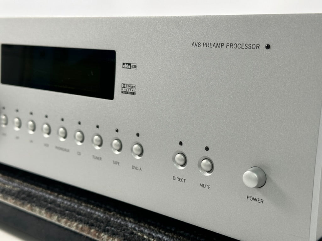 Arcam FMJ AV8 Preamp Processor Multi Channel THX w/Remote