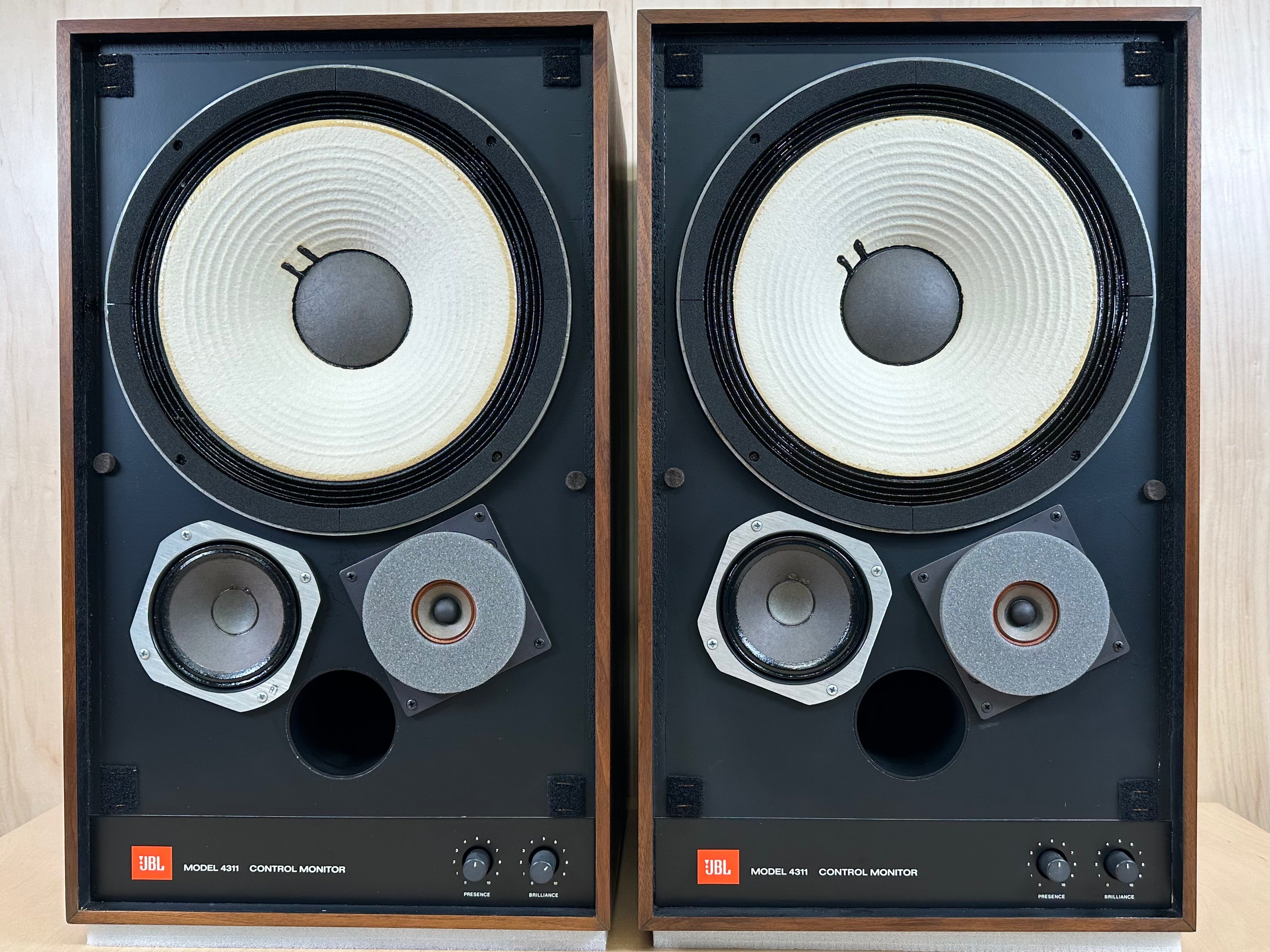 JBL 4311 WXA Monitor Speakers – Record Mart HiFi JBL 4311 WXA Monitor Speakers – Record Mart HiFi