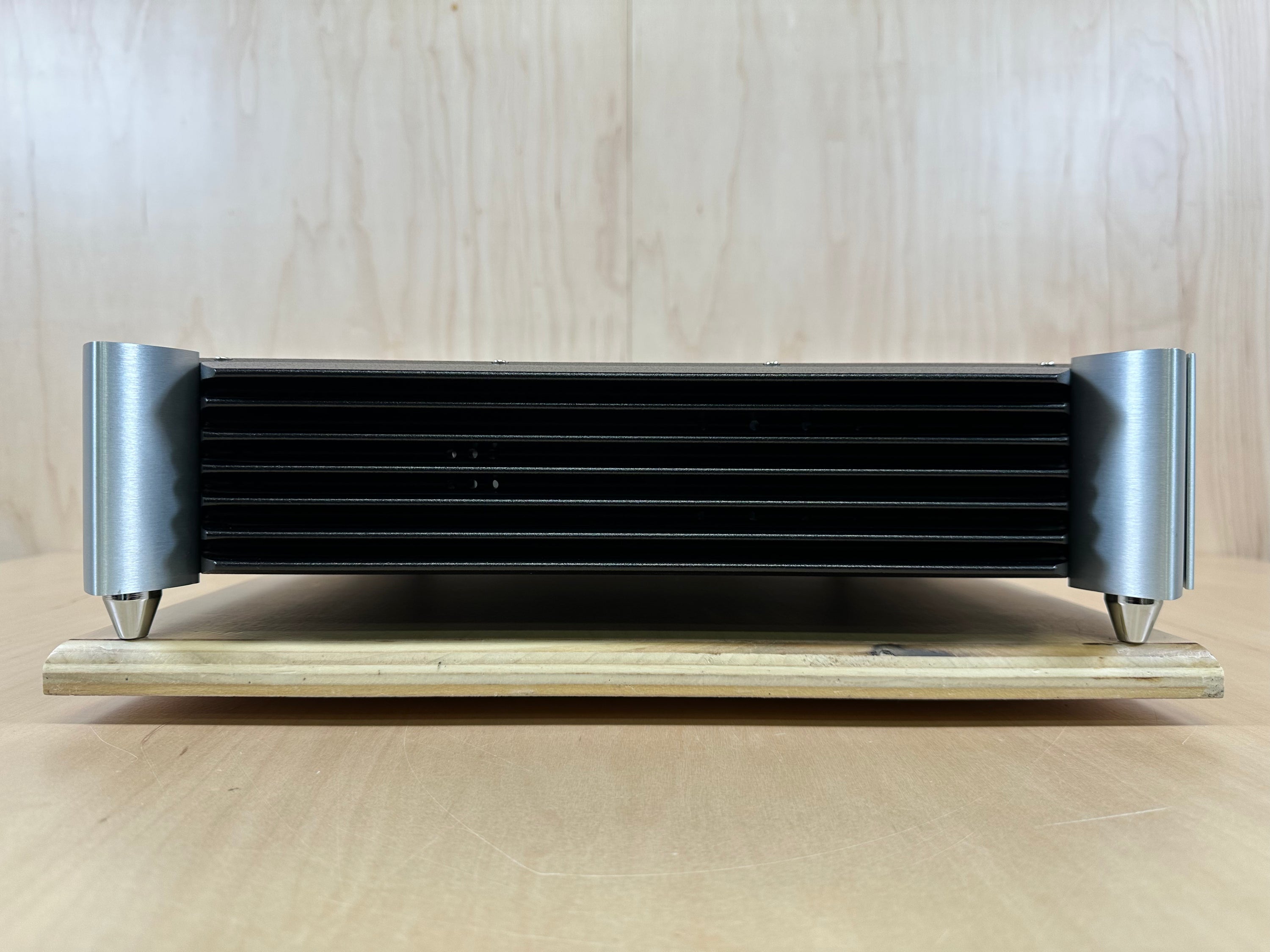 Simaudio Moon 600i Integrated Amplifier